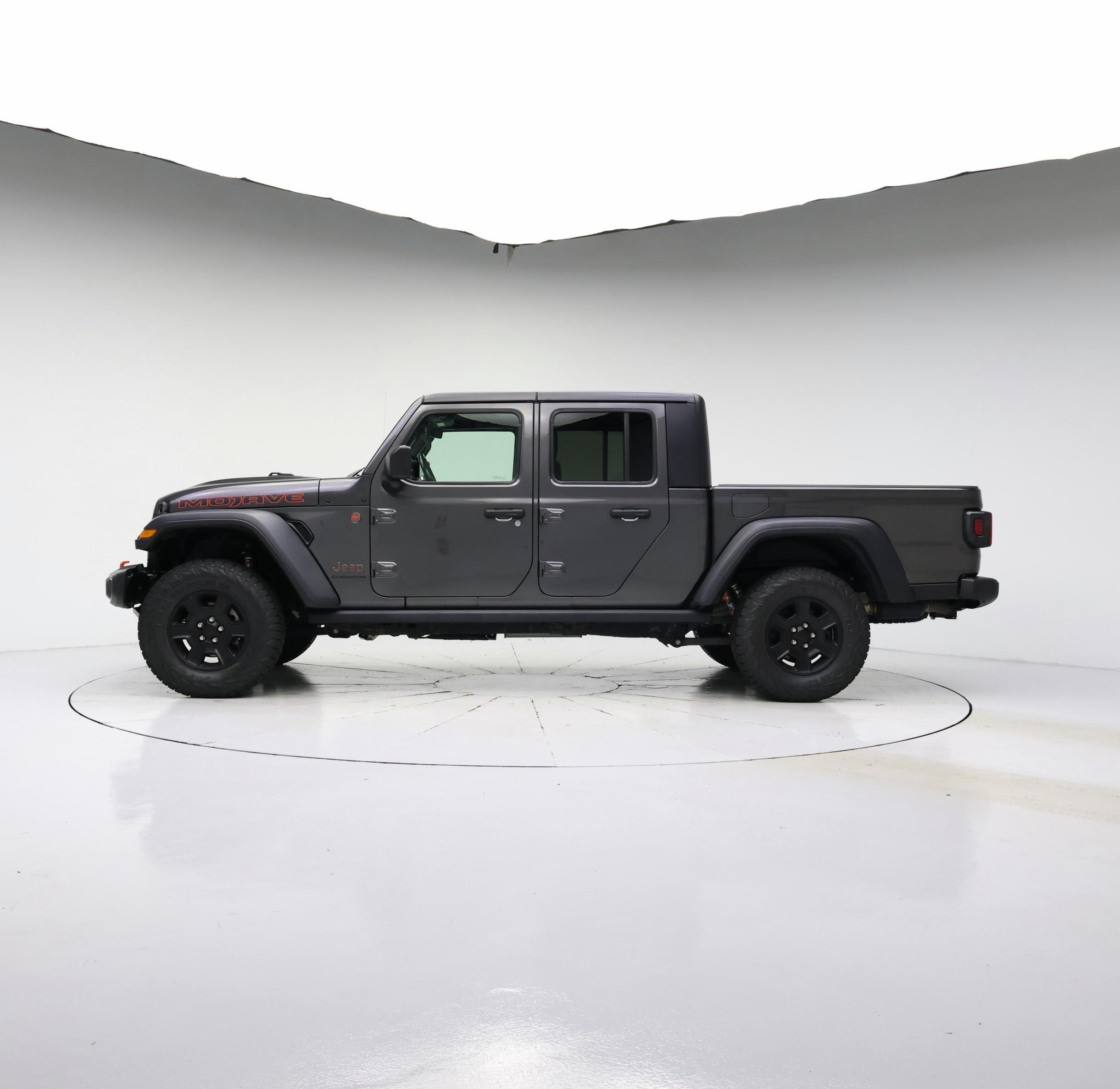 Thumbnail: 2021 Jeep Gladiator - 3
