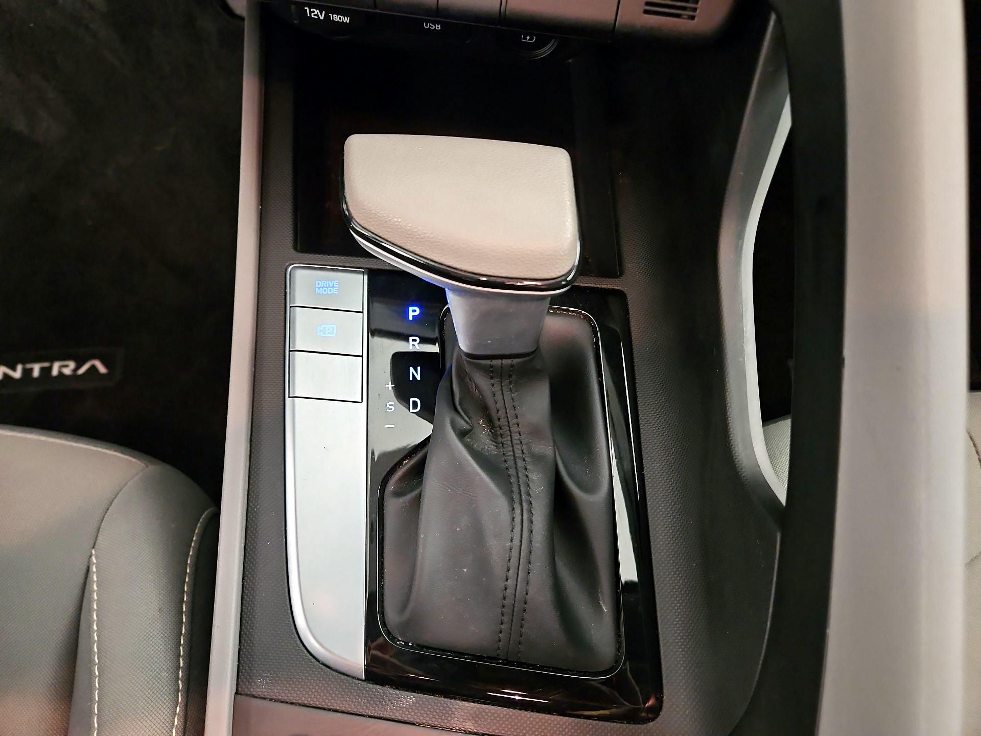 Thumbnail: 2021 Hyundai Elantra - 15