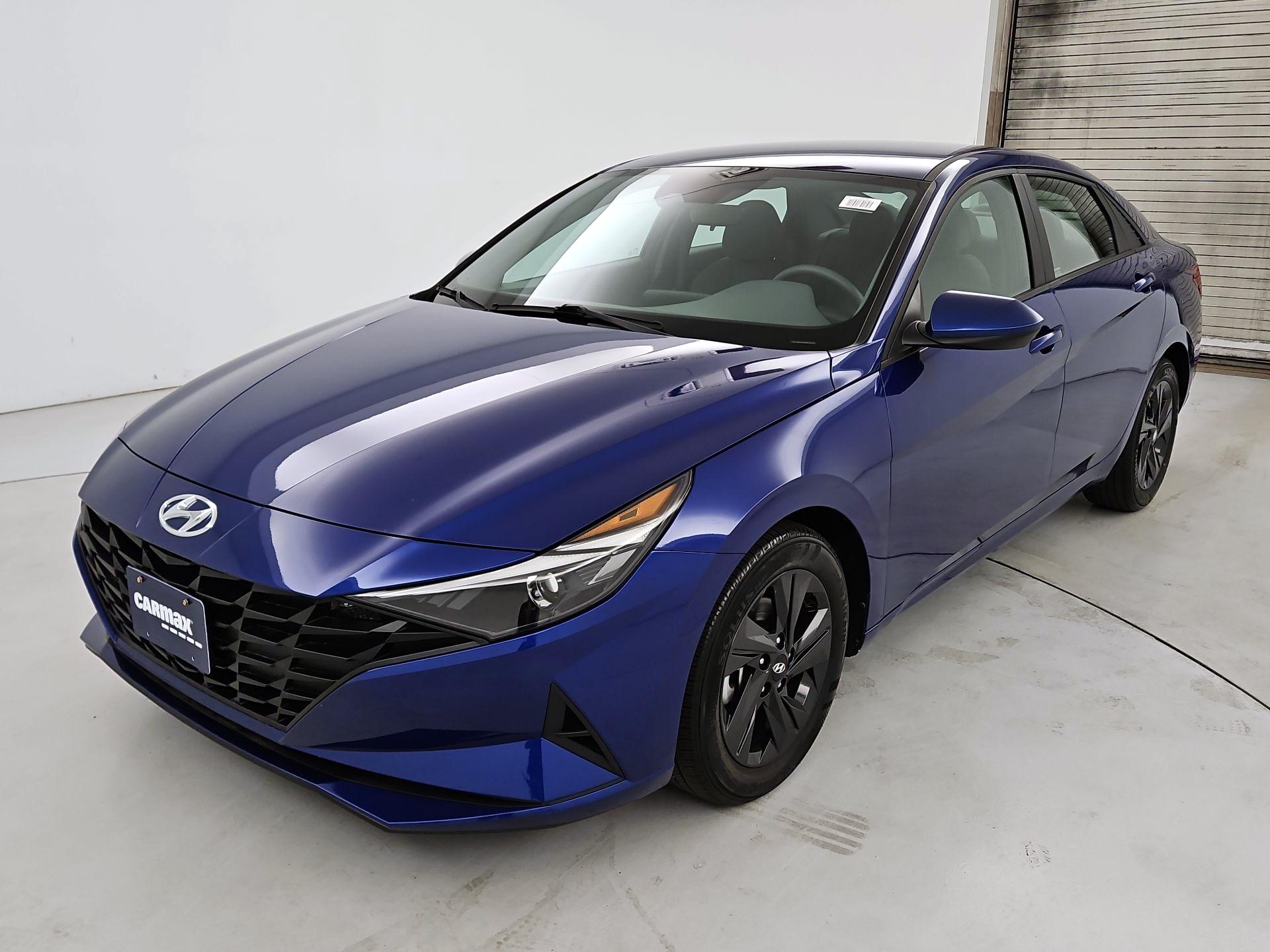 Thumbnail: 2021 Hyundai Elantra - 3