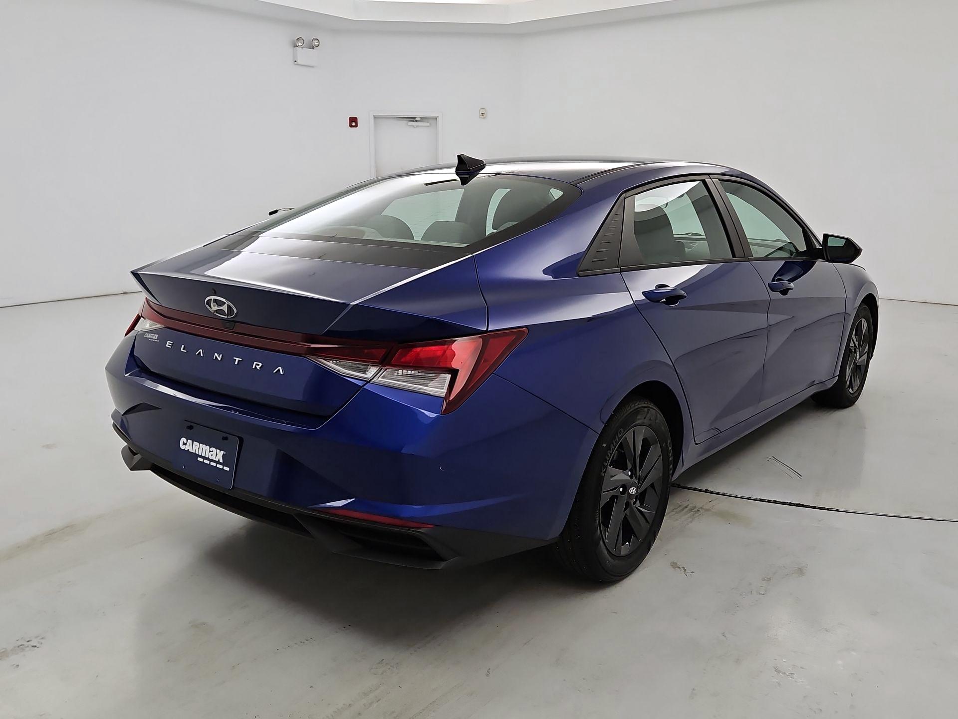 Thumbnail: 2021 Hyundai Elantra - 5