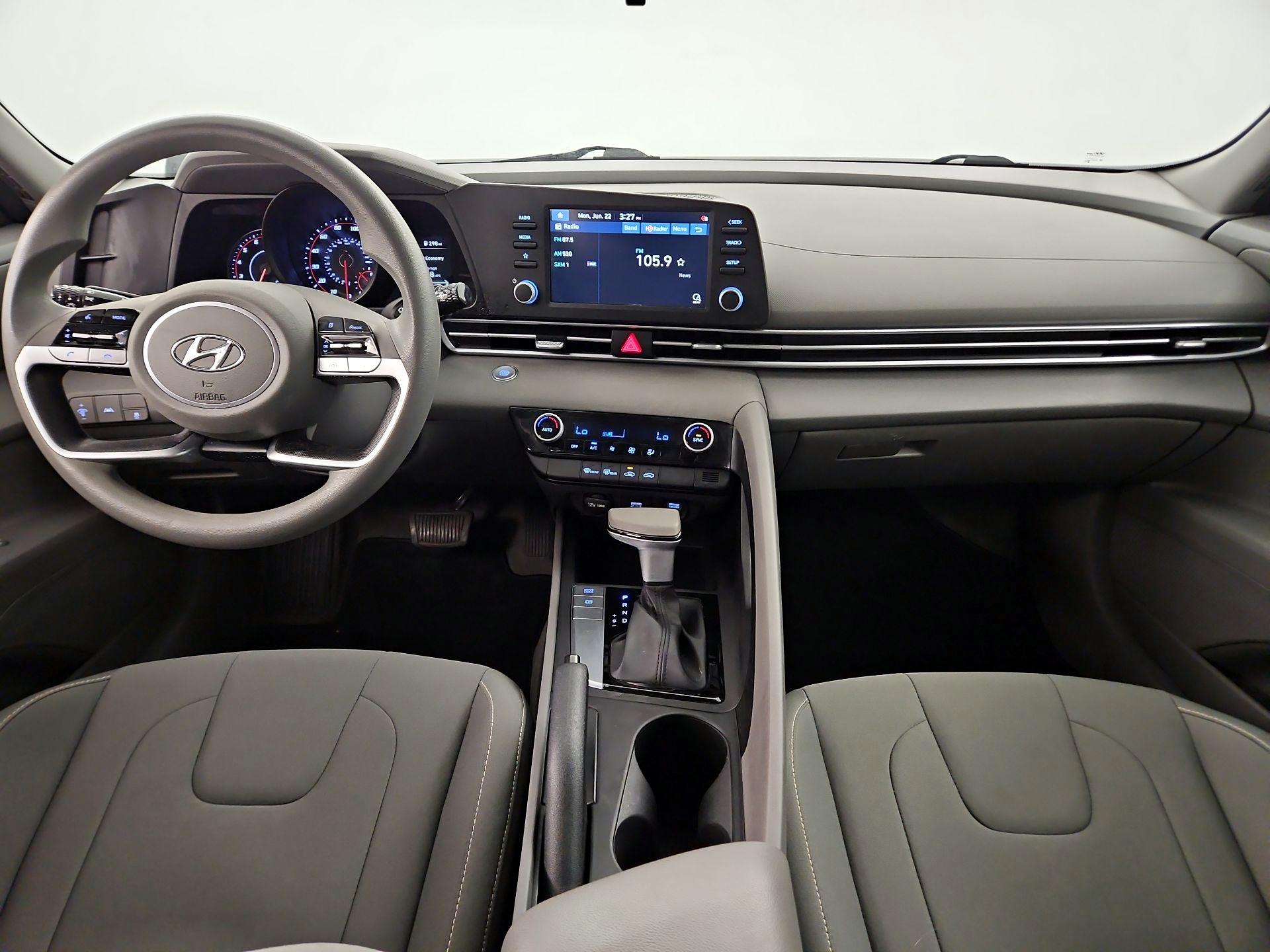 Thumbnail: 2021 Hyundai Elantra - 8