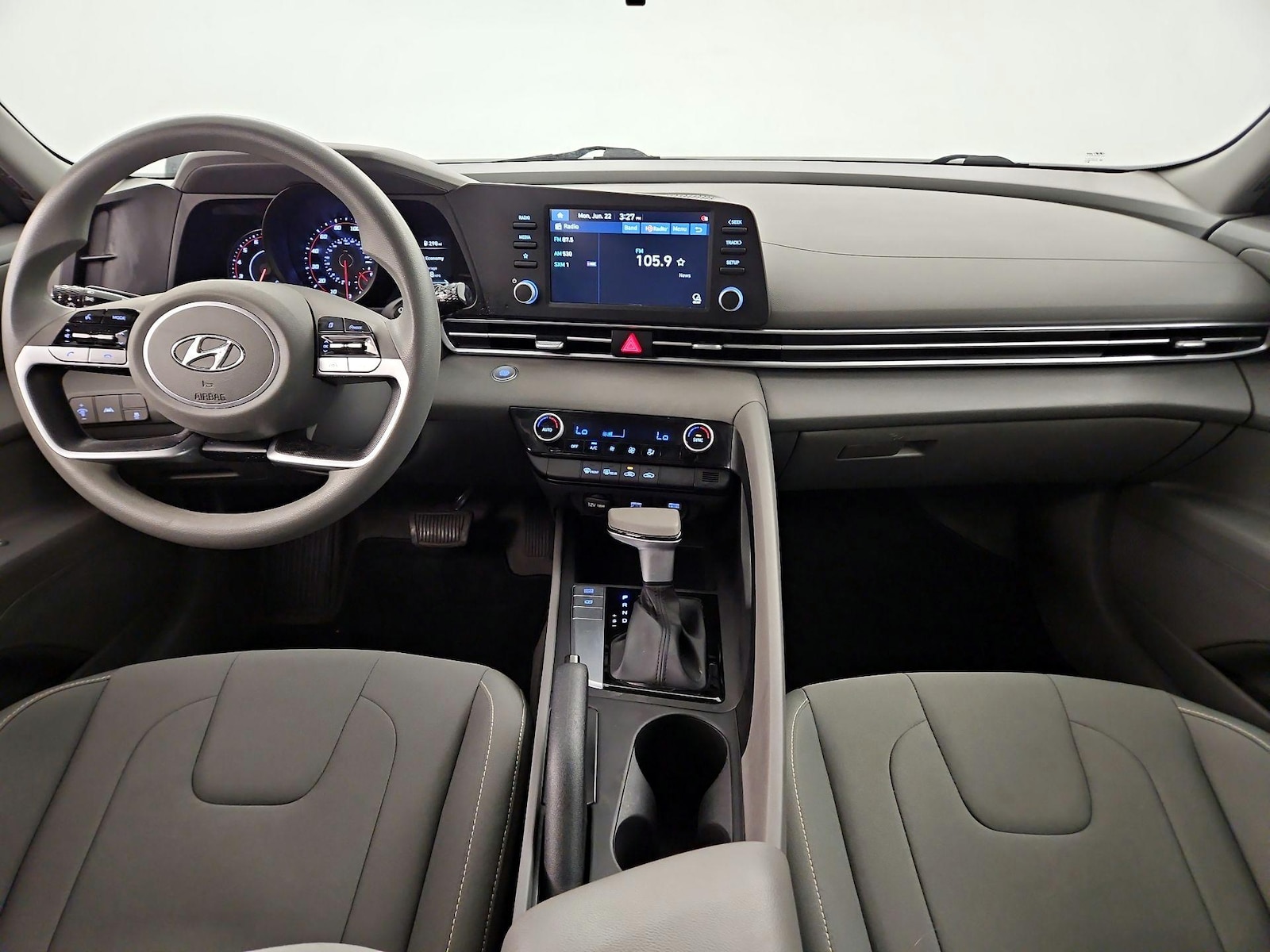 2021 Hyundai Elantra SEL - Photo 8