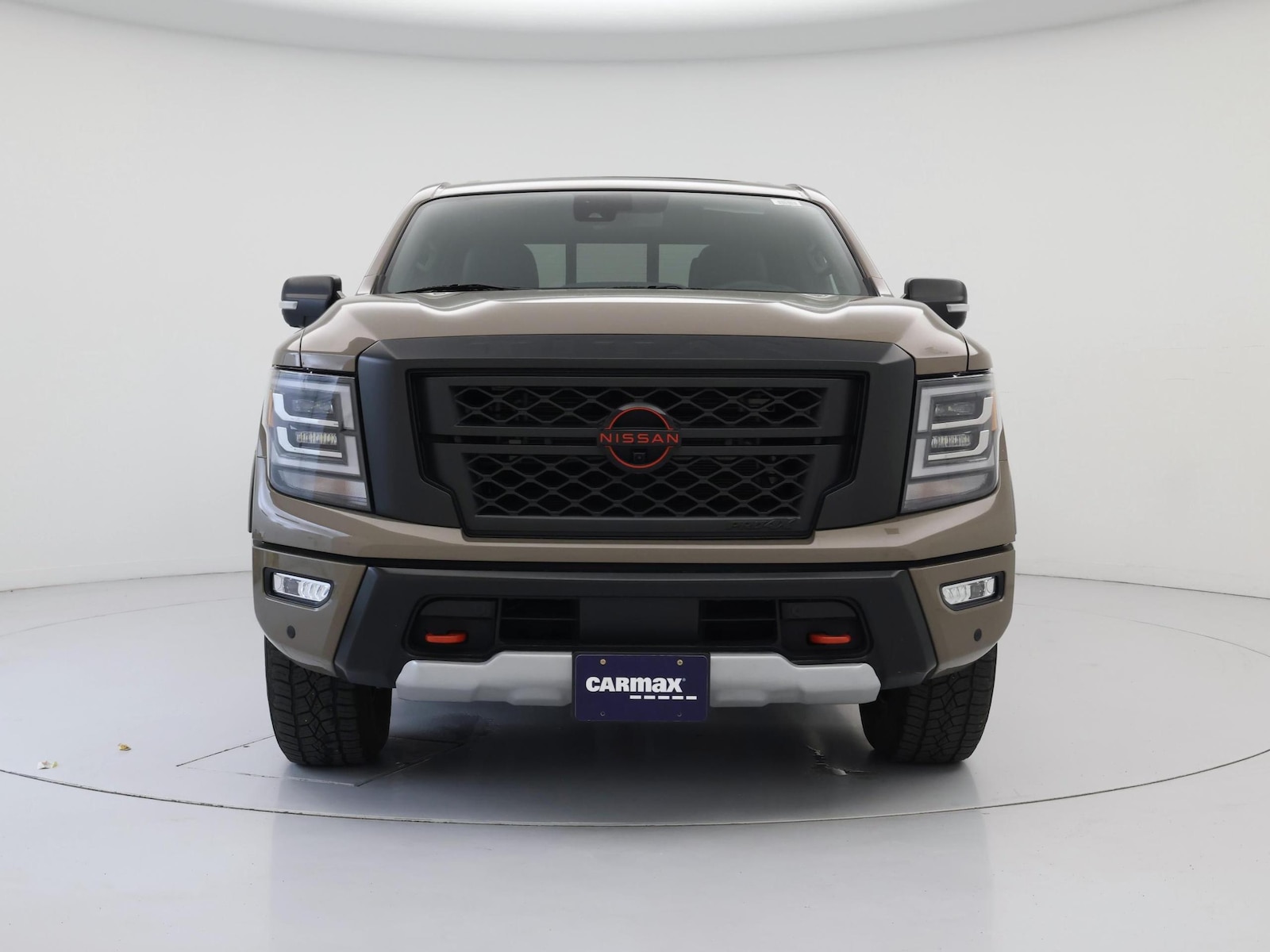 2024 Nissan Titan PRO-4X - Photo 6