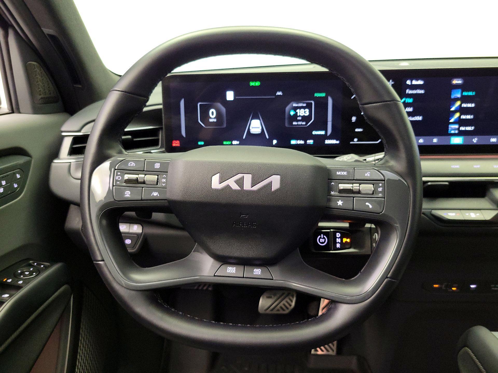 Thumbnail: 2024 Kia EV9 - 10