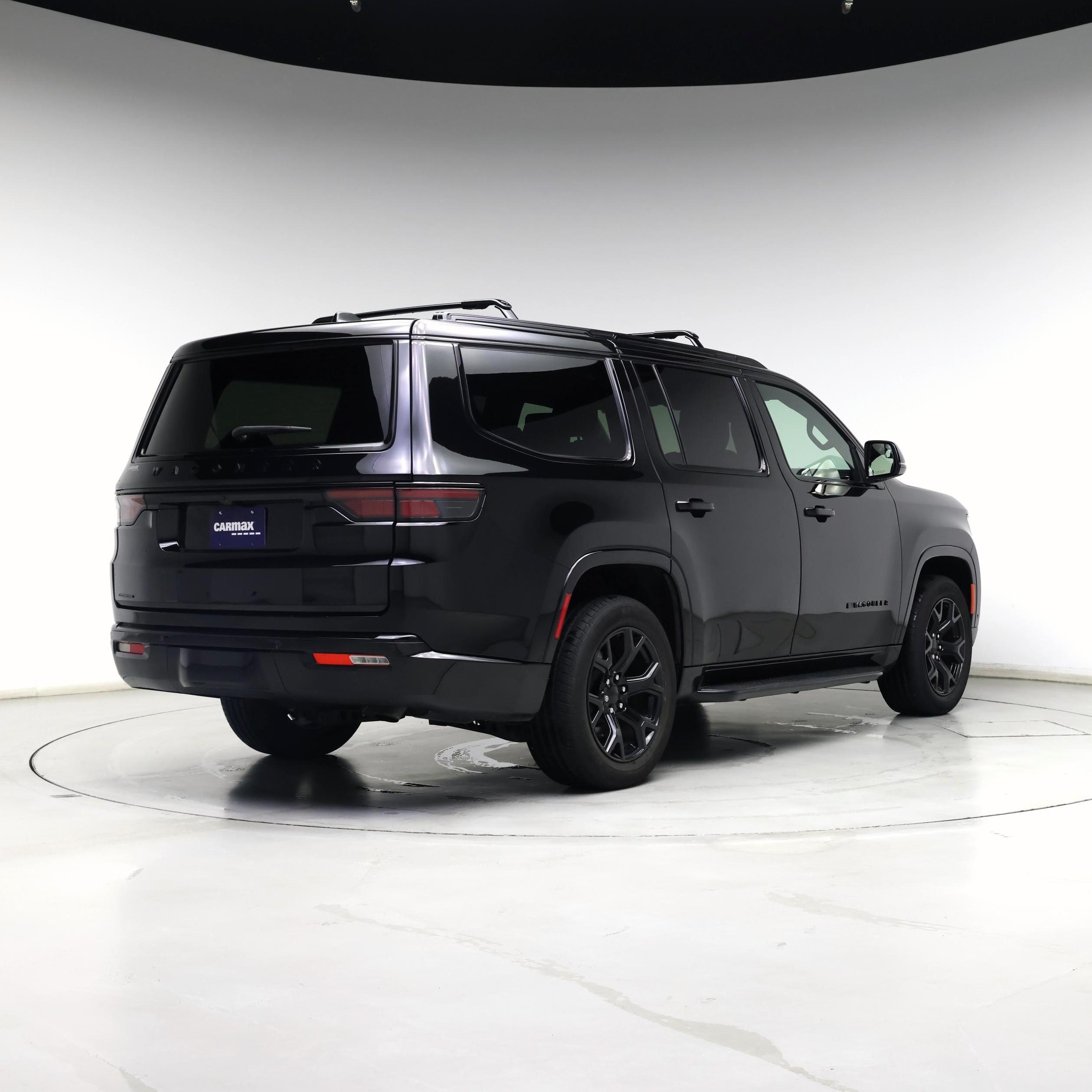 Thumbnail: 2023 Jeep Wagoneer - 8