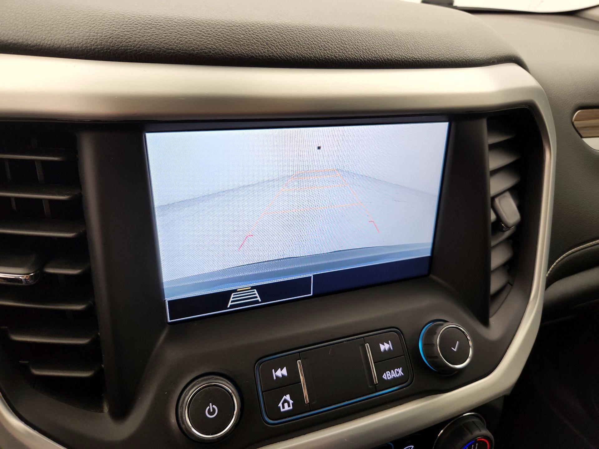 Thumbnail: 2022 GMC Acadia - 14