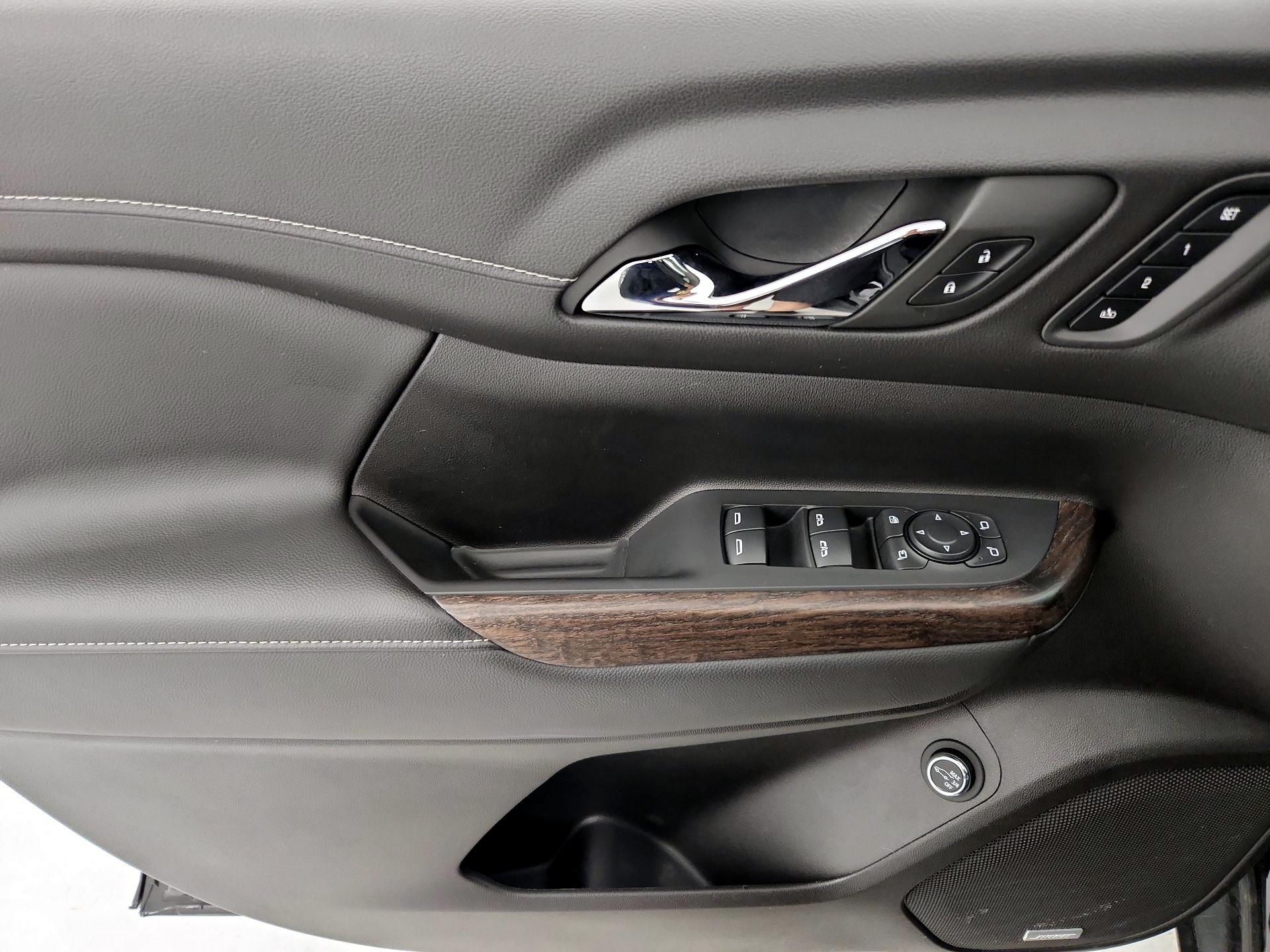 Thumbnail: 2023 GMC Acadia - 12