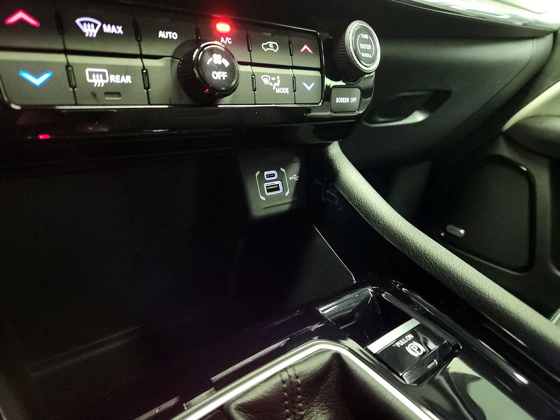 Thumbnail: 2023 Jeep Compass - 18