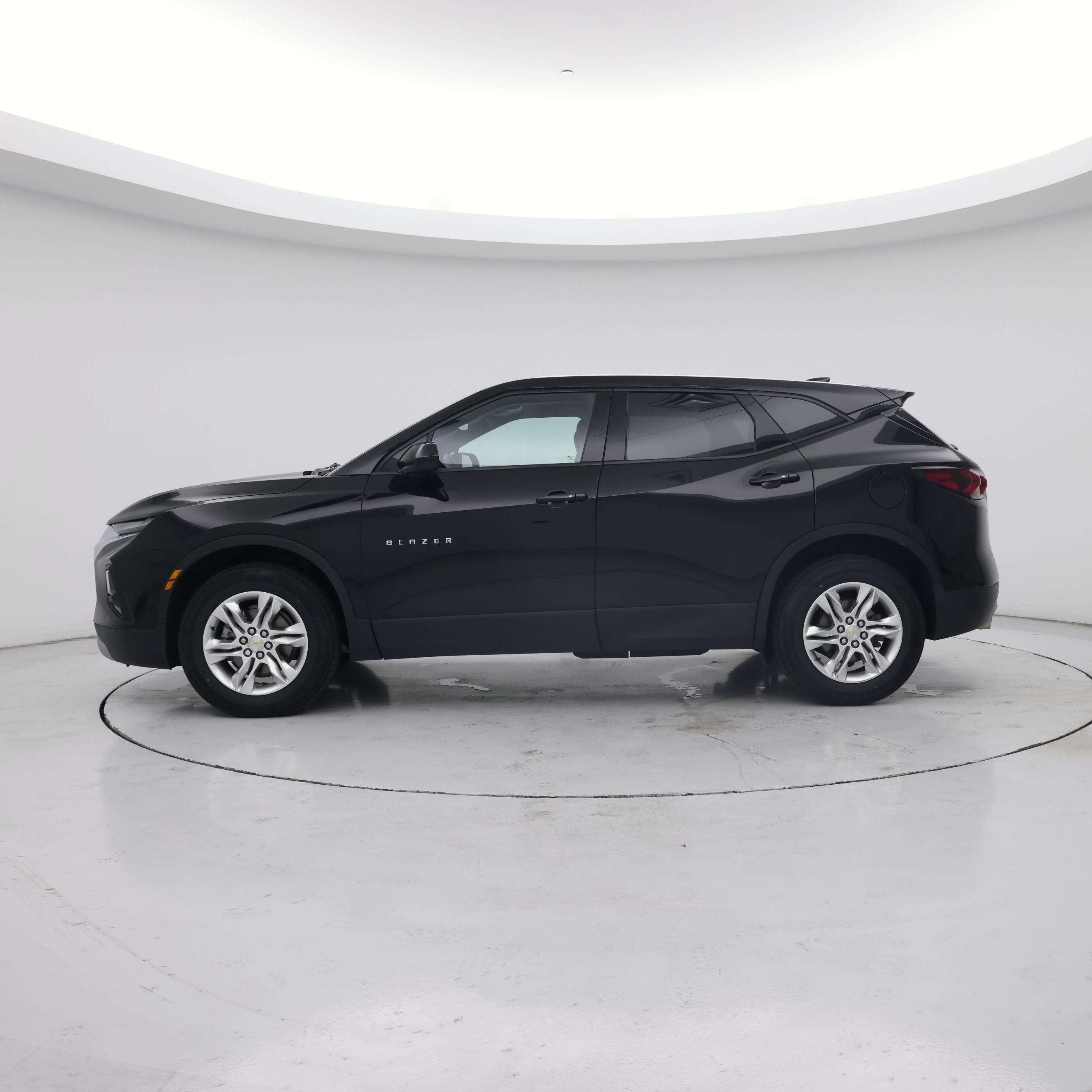 Thumbnail: 2021 Chevrolet Blazer - 3