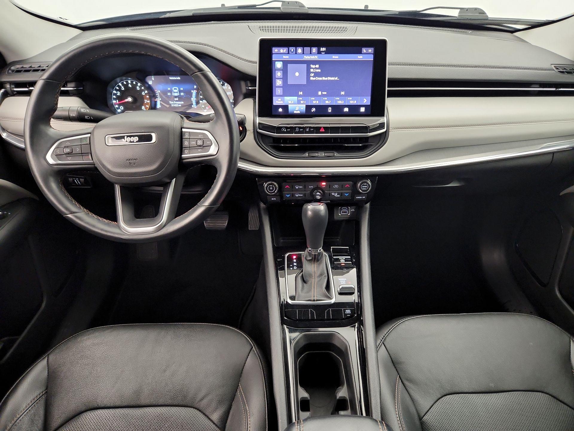 Thumbnail: 2022 Jeep Compass - 9