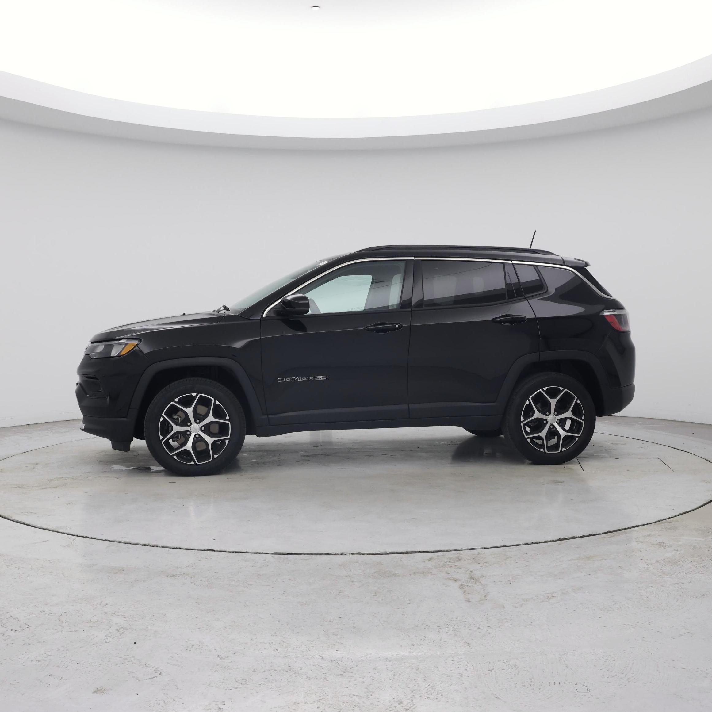 Thumbnail: 2024 Jeep Compass - 3