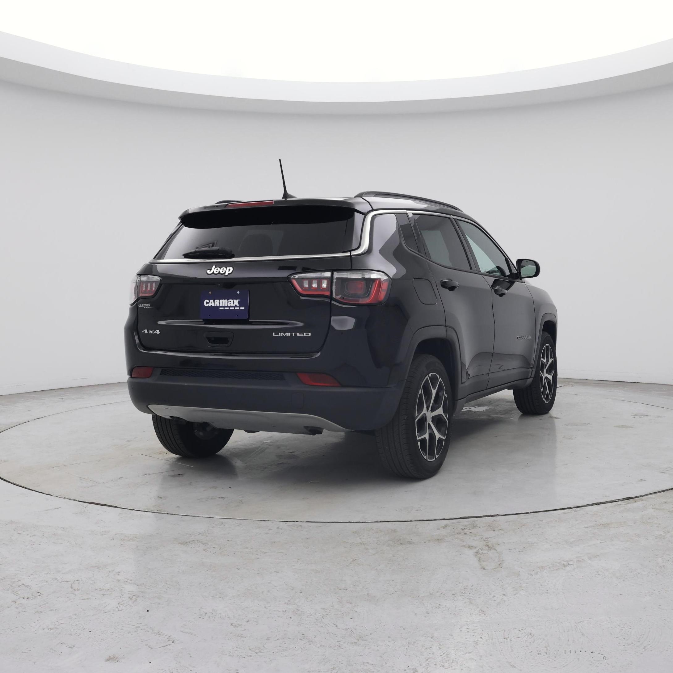 Thumbnail: 2024 Jeep Compass - 8