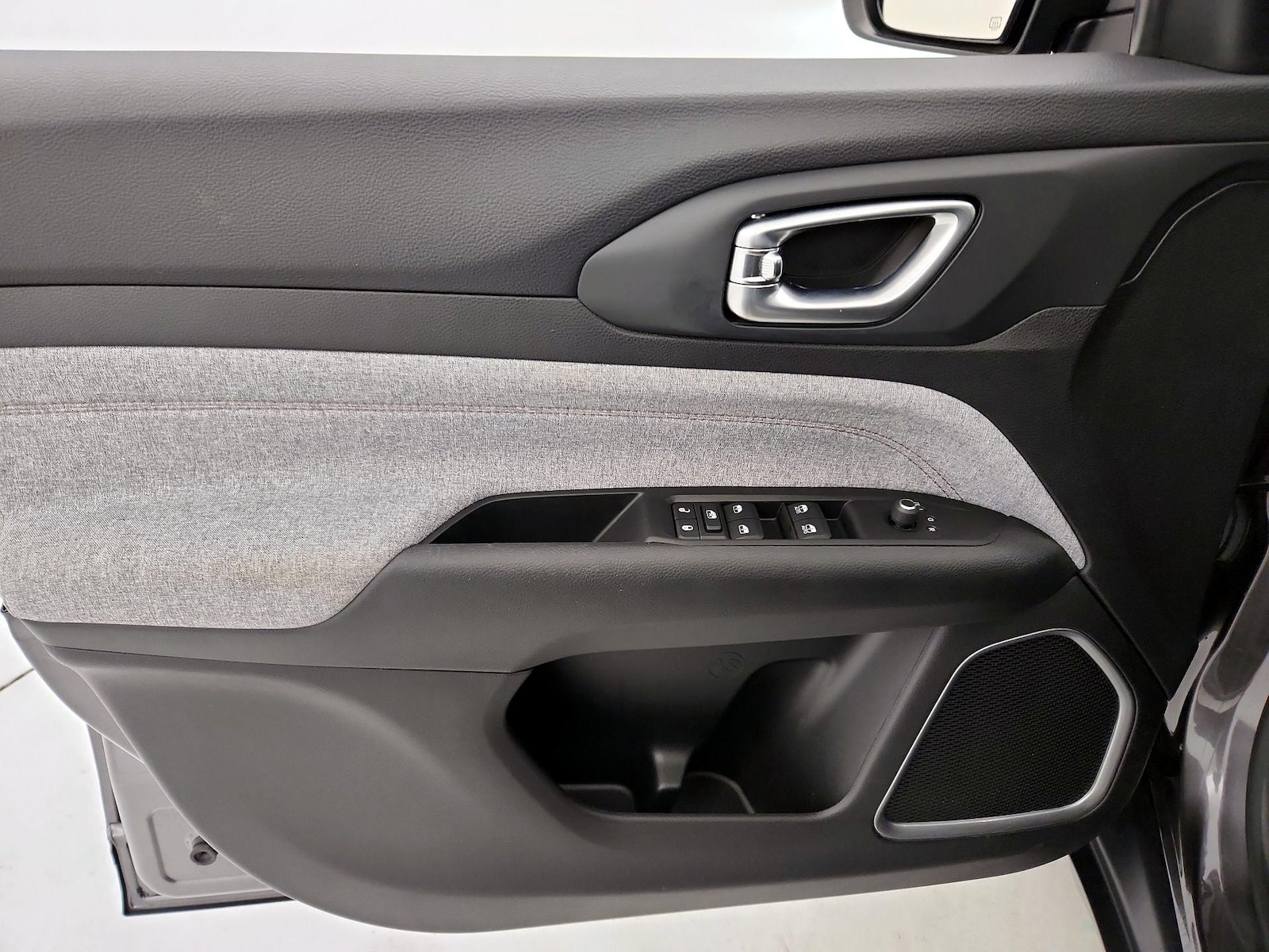 2022 Jeep Compass Latitude Lux - Photo 13
