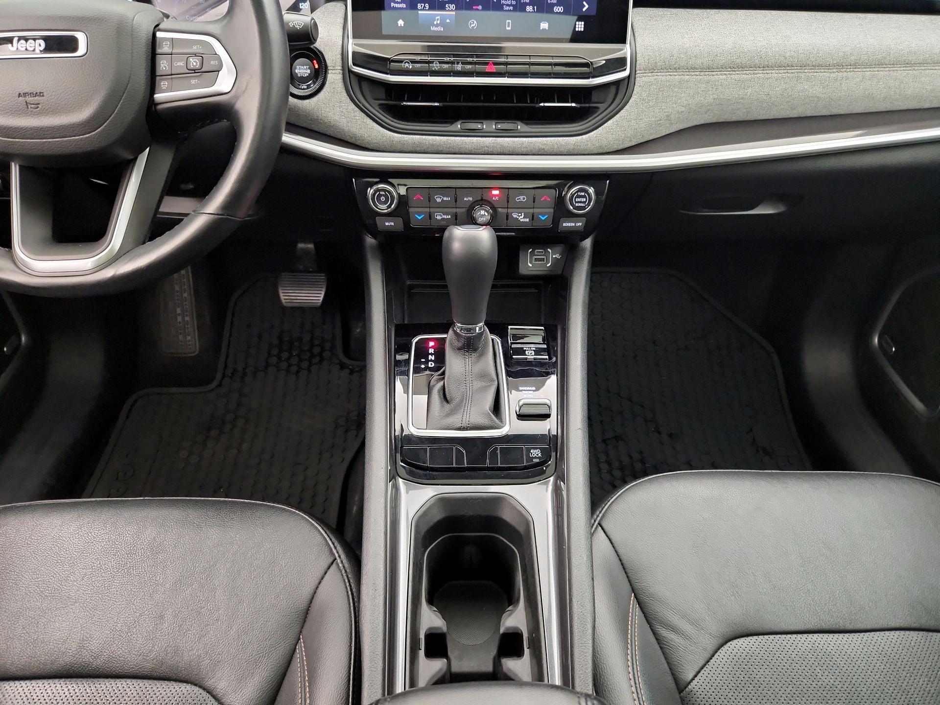 Thumbnail: 2022 Jeep Compass - 17
