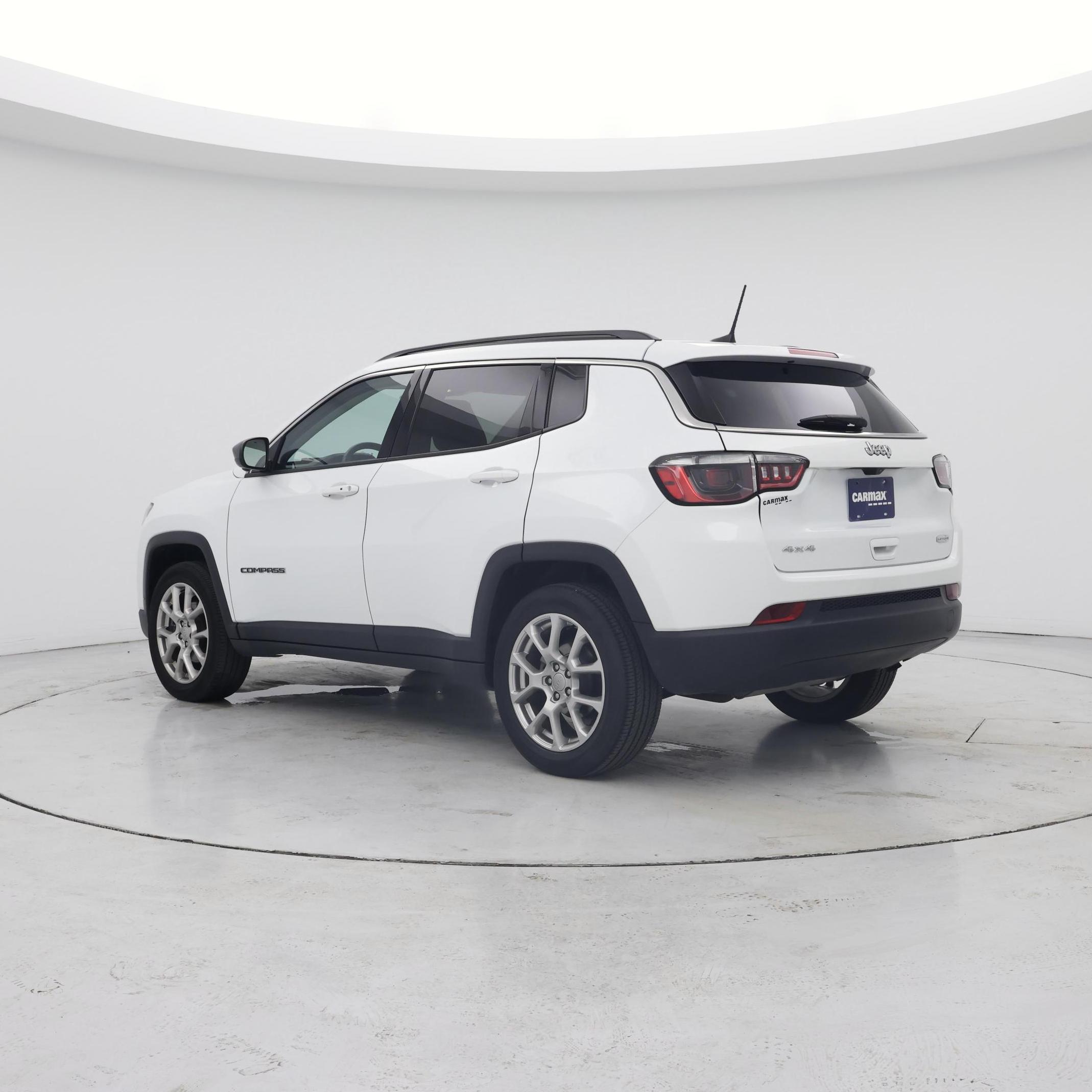 Thumbnail: 2022 Jeep Compass - 2