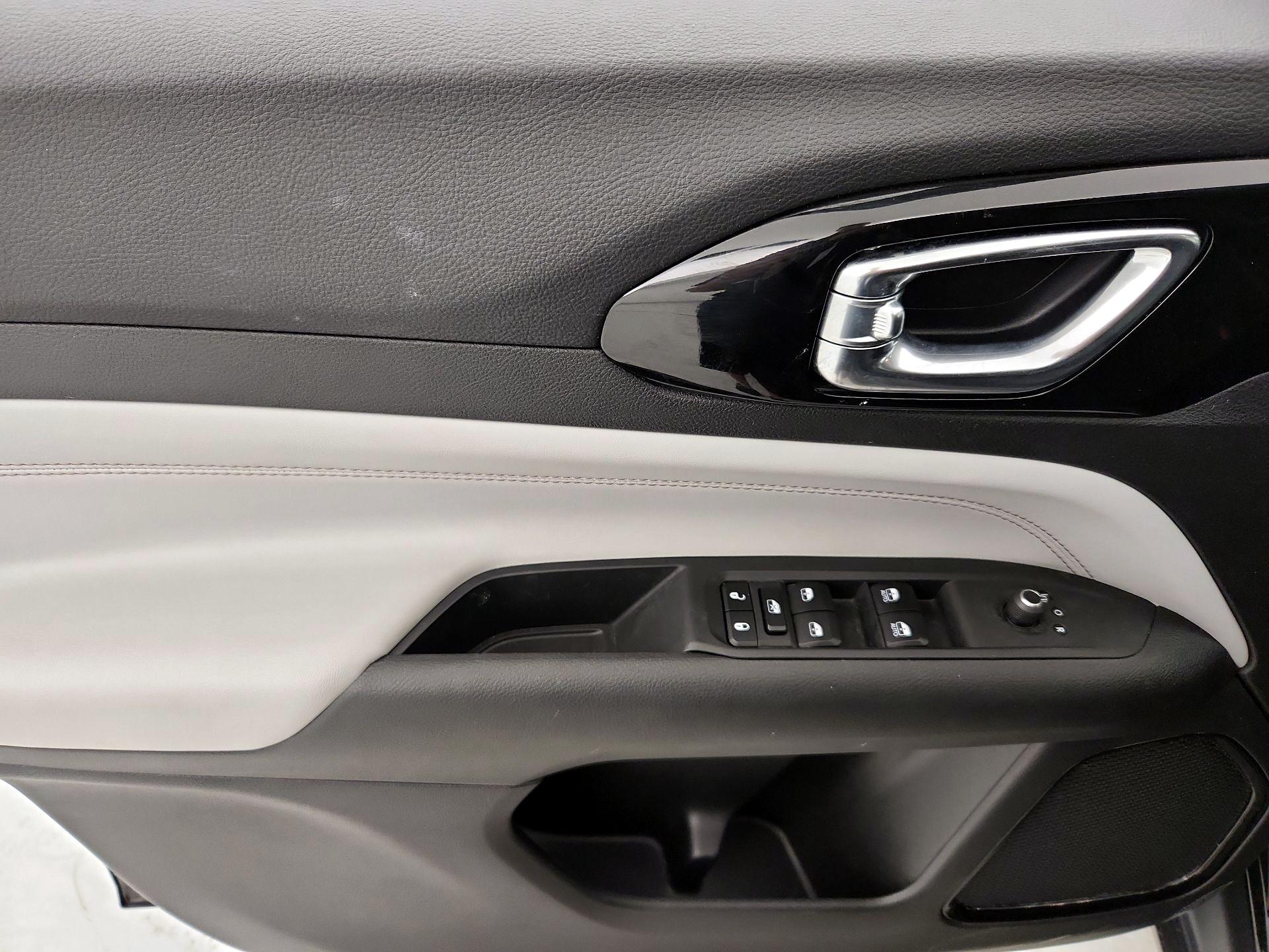 Thumbnail: 2024 Jeep Compass - 12