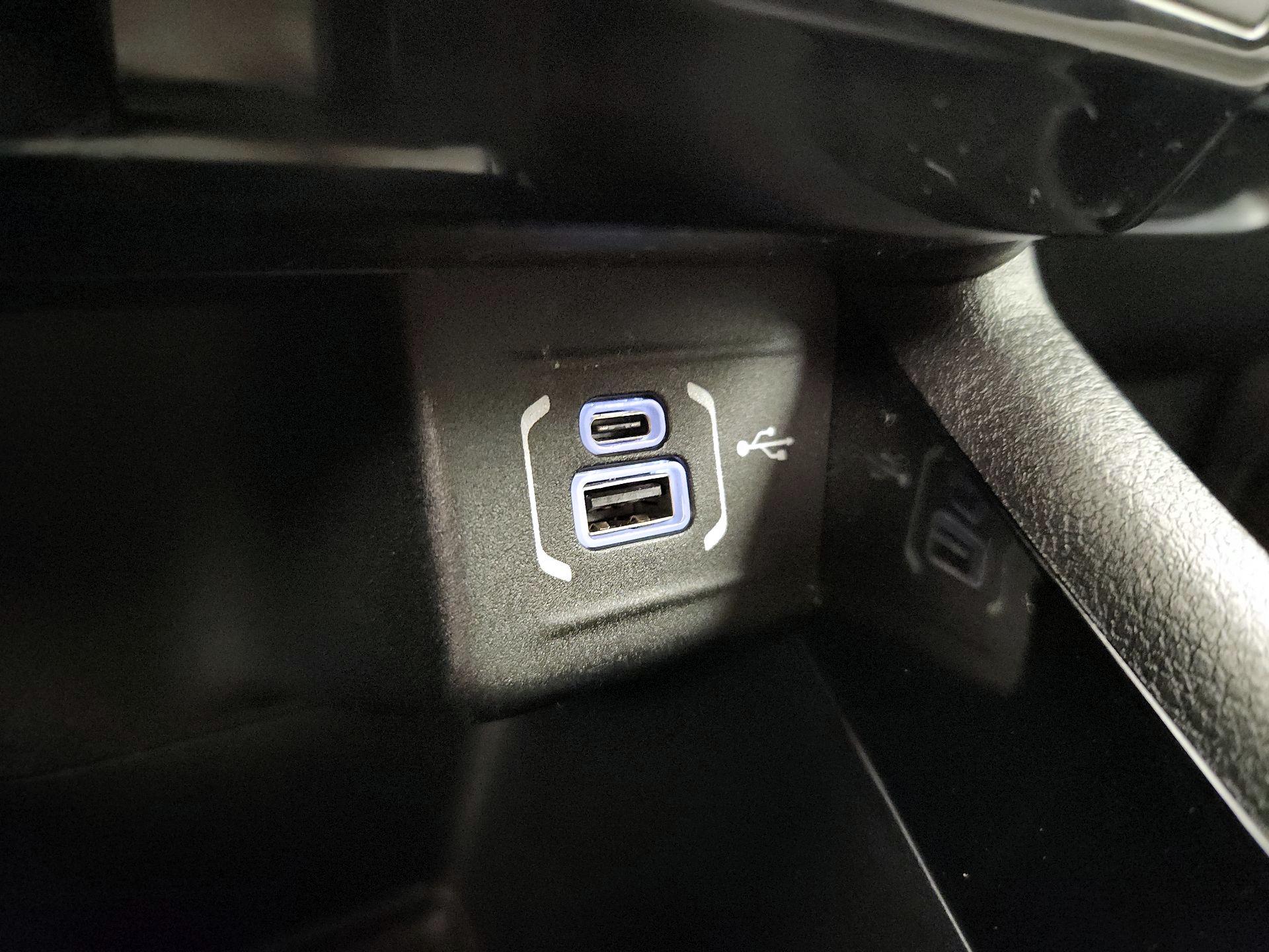 Thumbnail: 2024 Jeep Compass - 18
