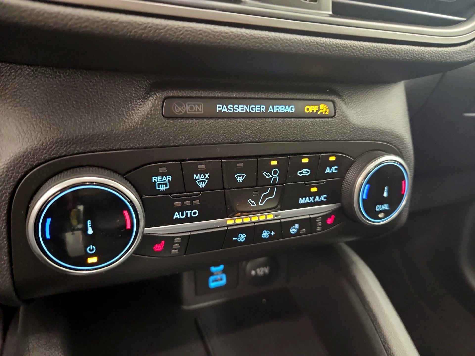 Thumbnail: 2023 Ford Escape - 16