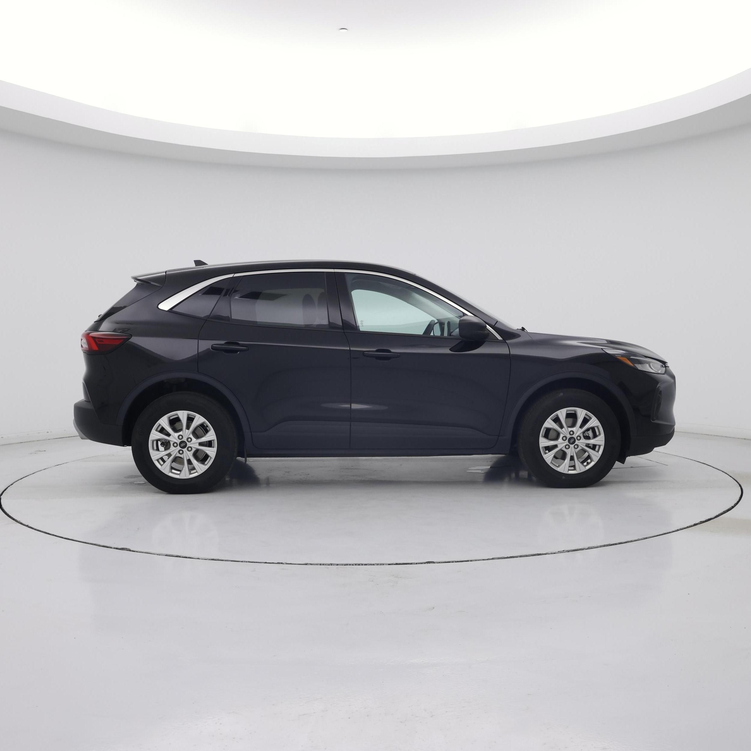 Thumbnail: 2023 Ford Escape - 7