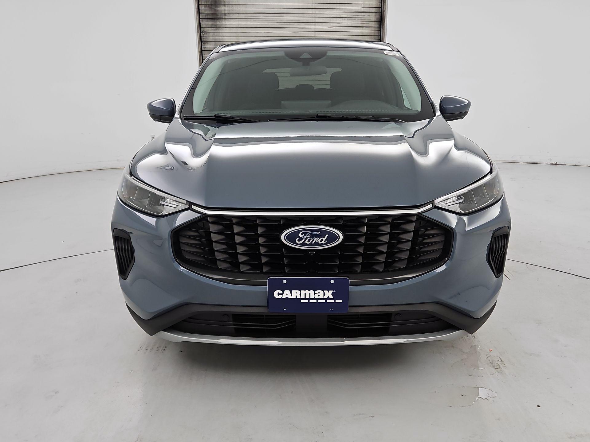 Thumbnail: 2023 Ford Escape - 2