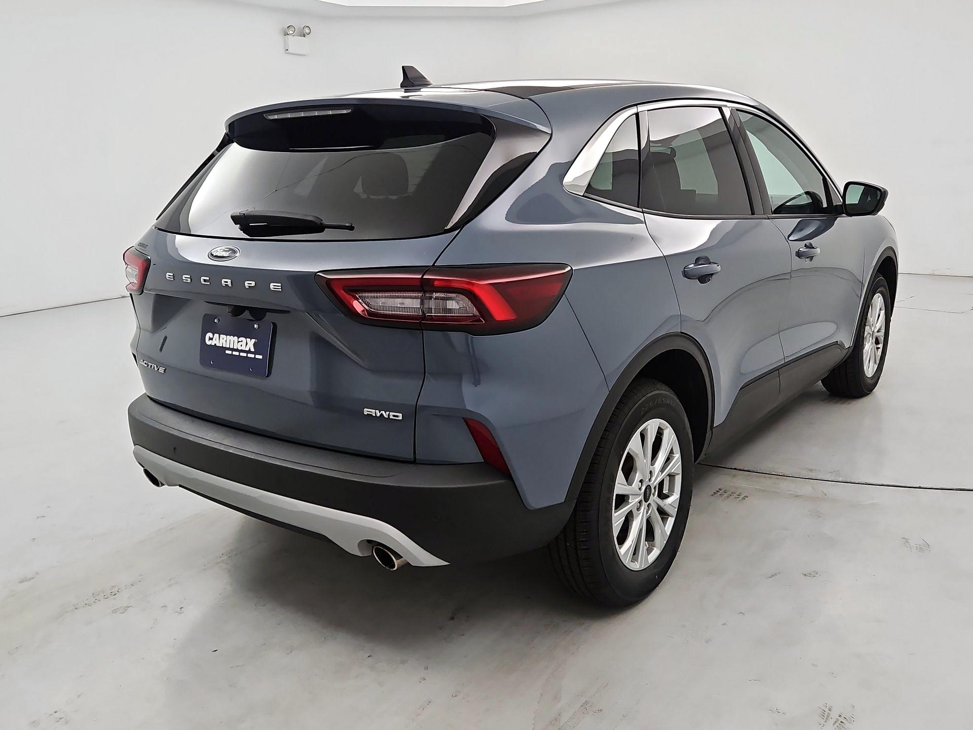 Thumbnail: 2023 Ford Escape - 5