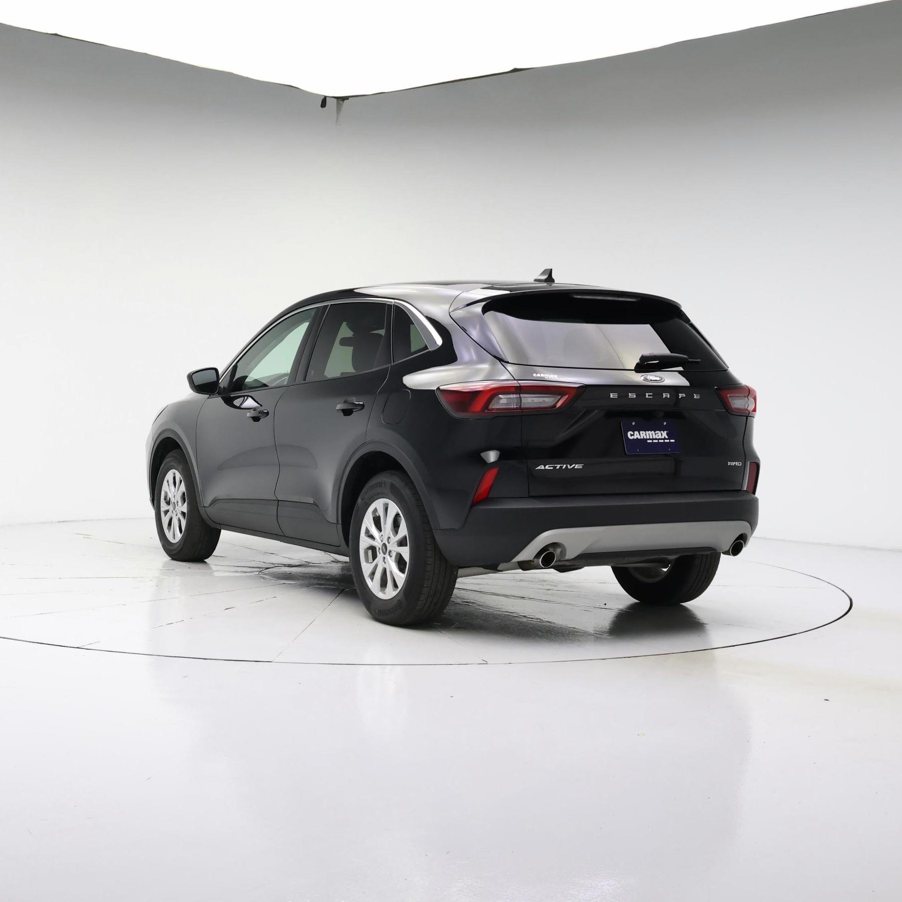 Thumbnail: 2023 Ford Escape - 2