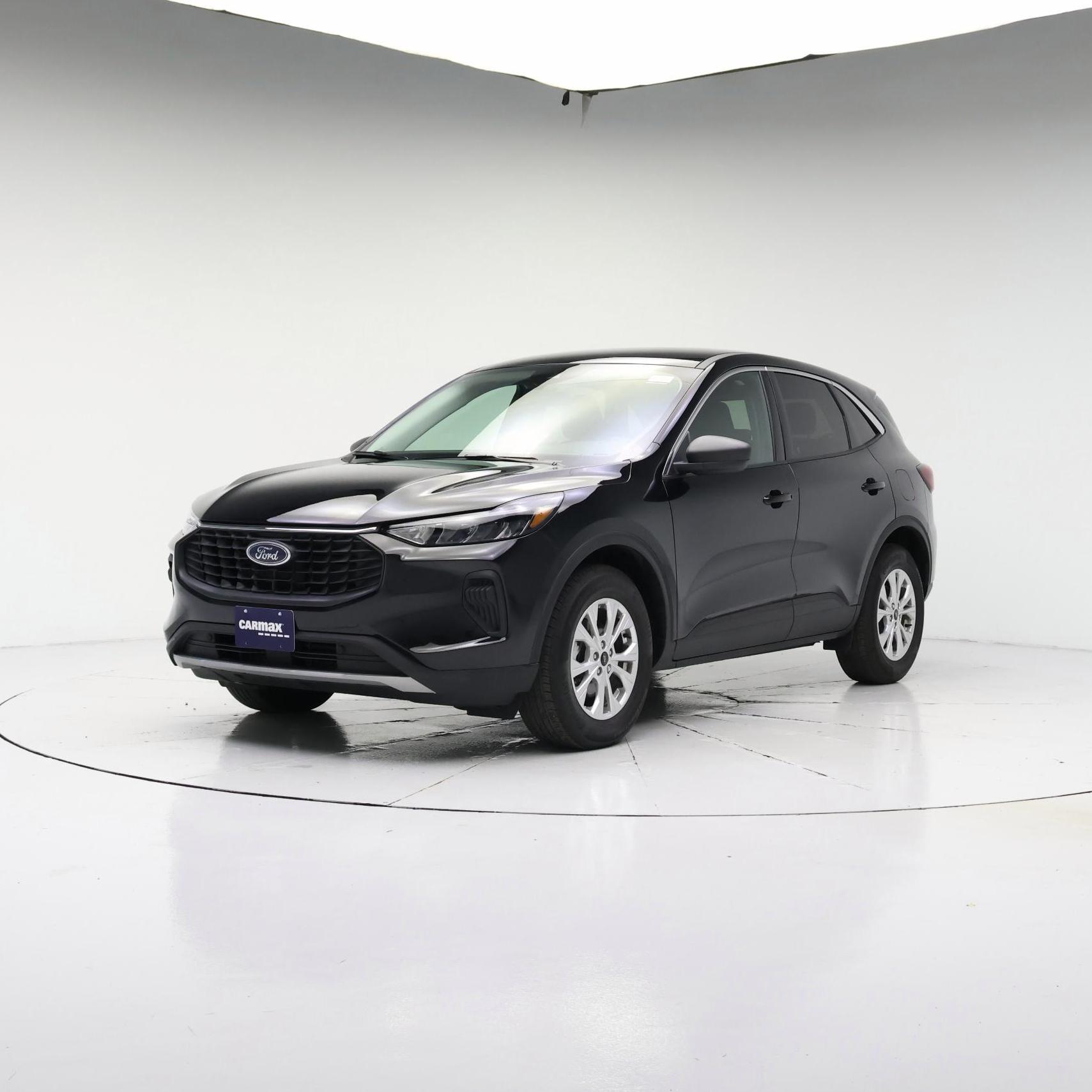 Thumbnail: 2023 Ford Escape - 4