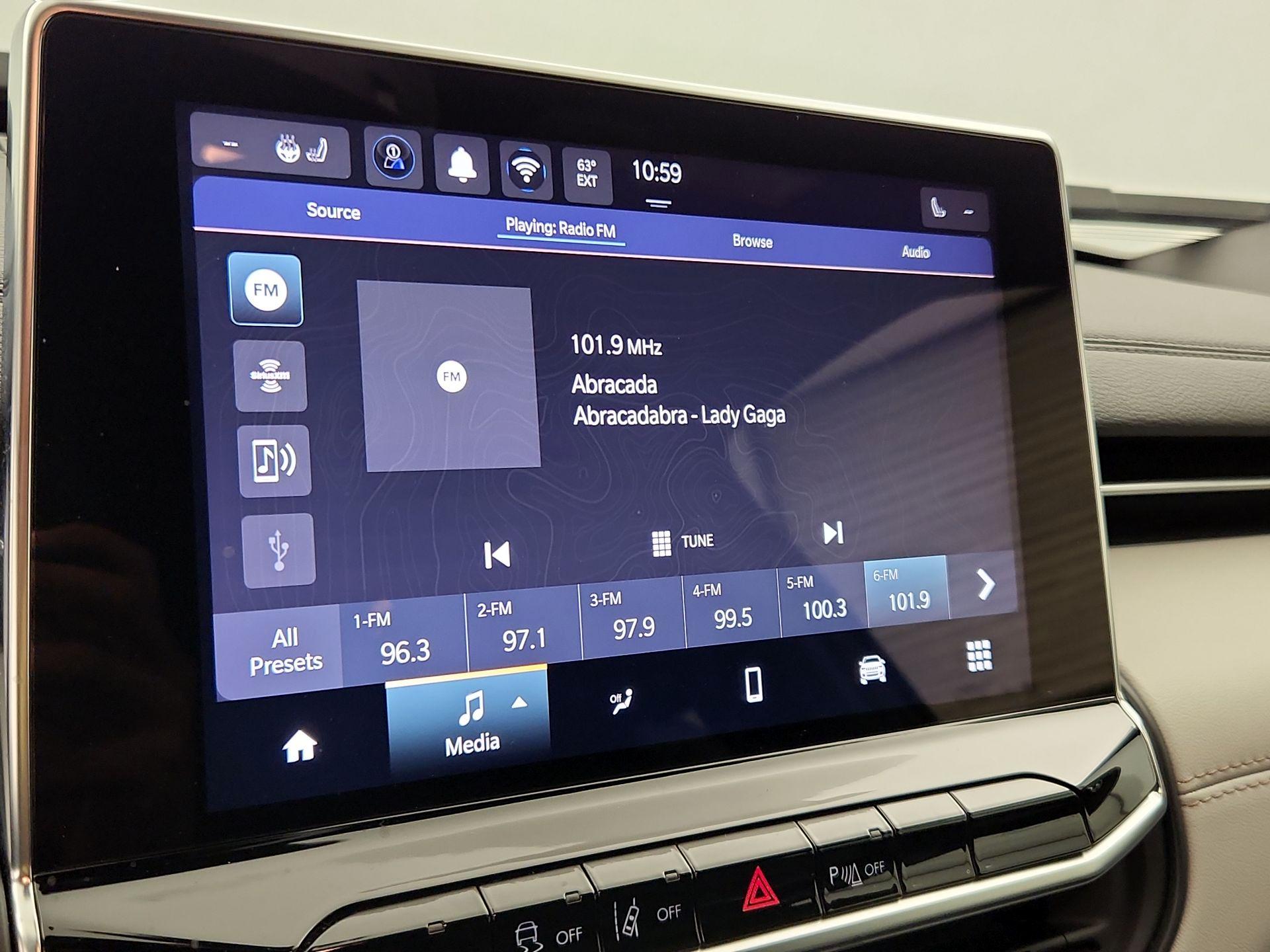 Thumbnail: 2024 Jeep Compass - 15