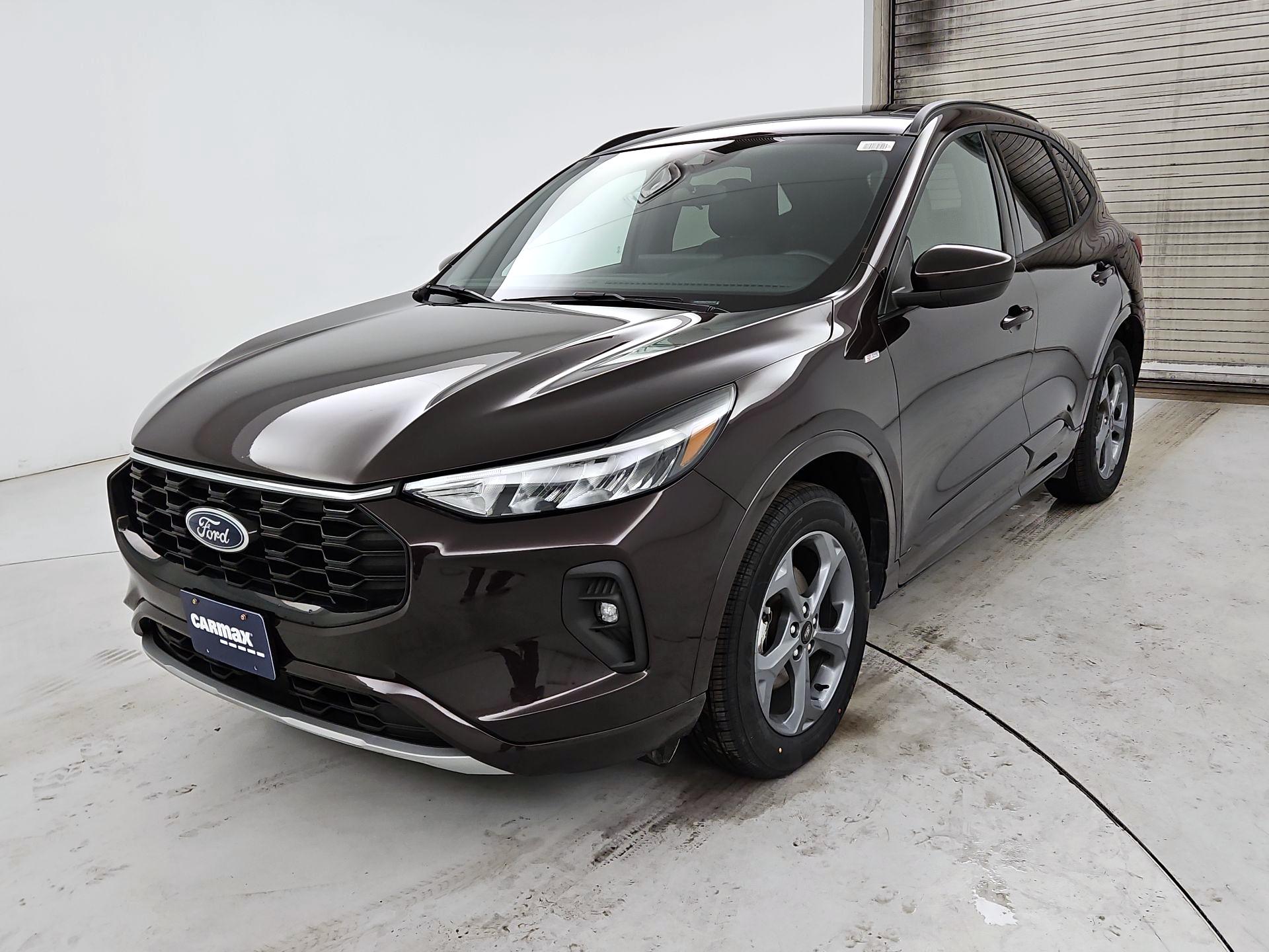 Thumbnail: 2023 Ford Escape - 3