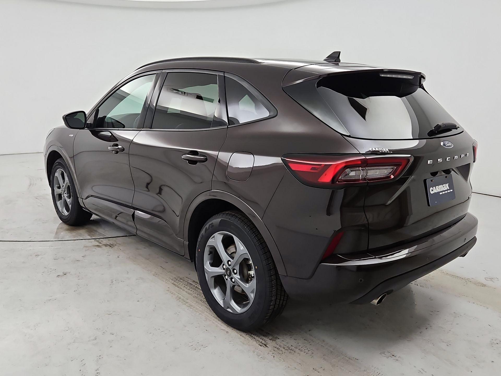Thumbnail: 2023 Ford Escape - 7