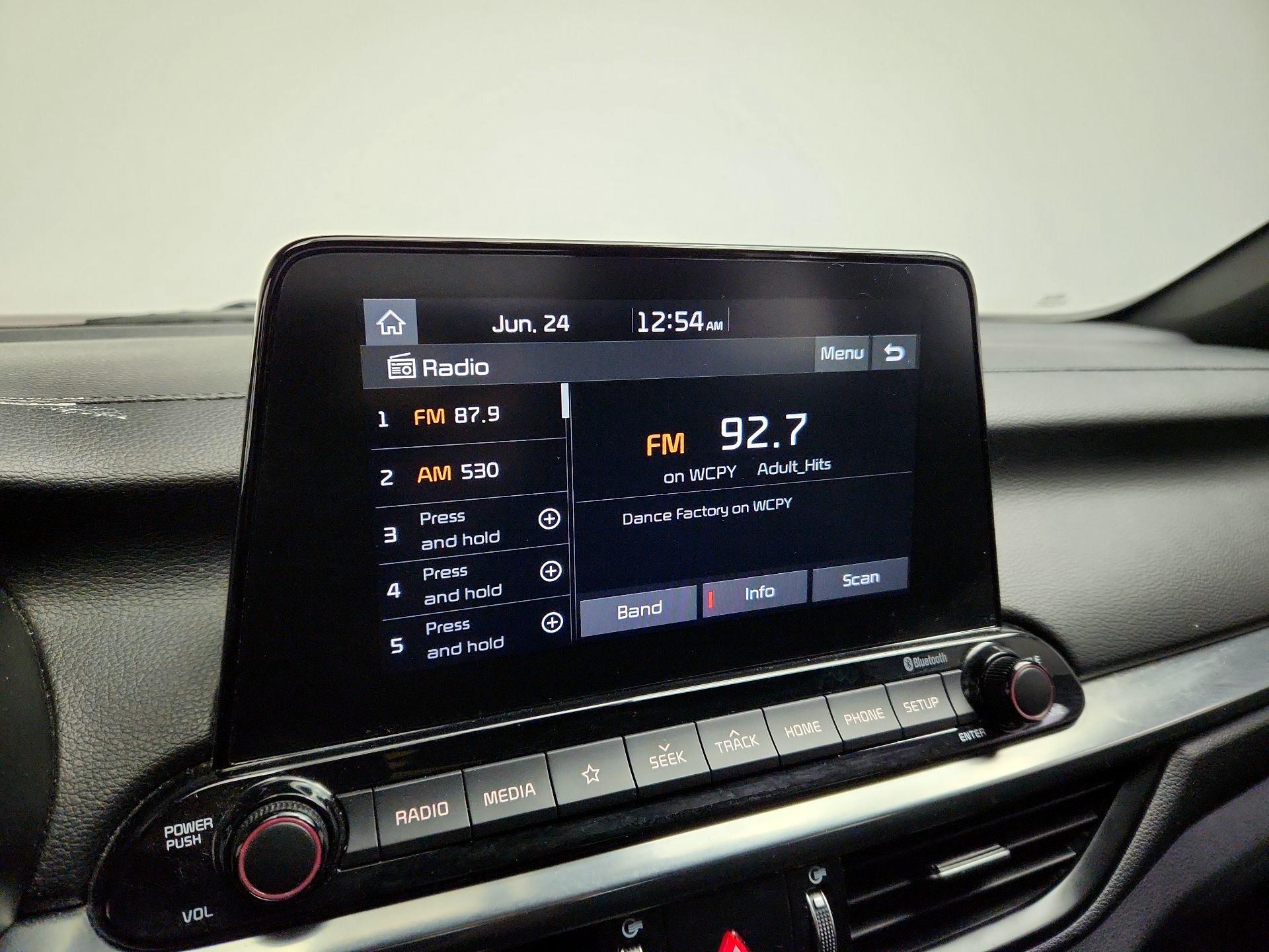 Thumbnail: 2021 Kia Forte - 15