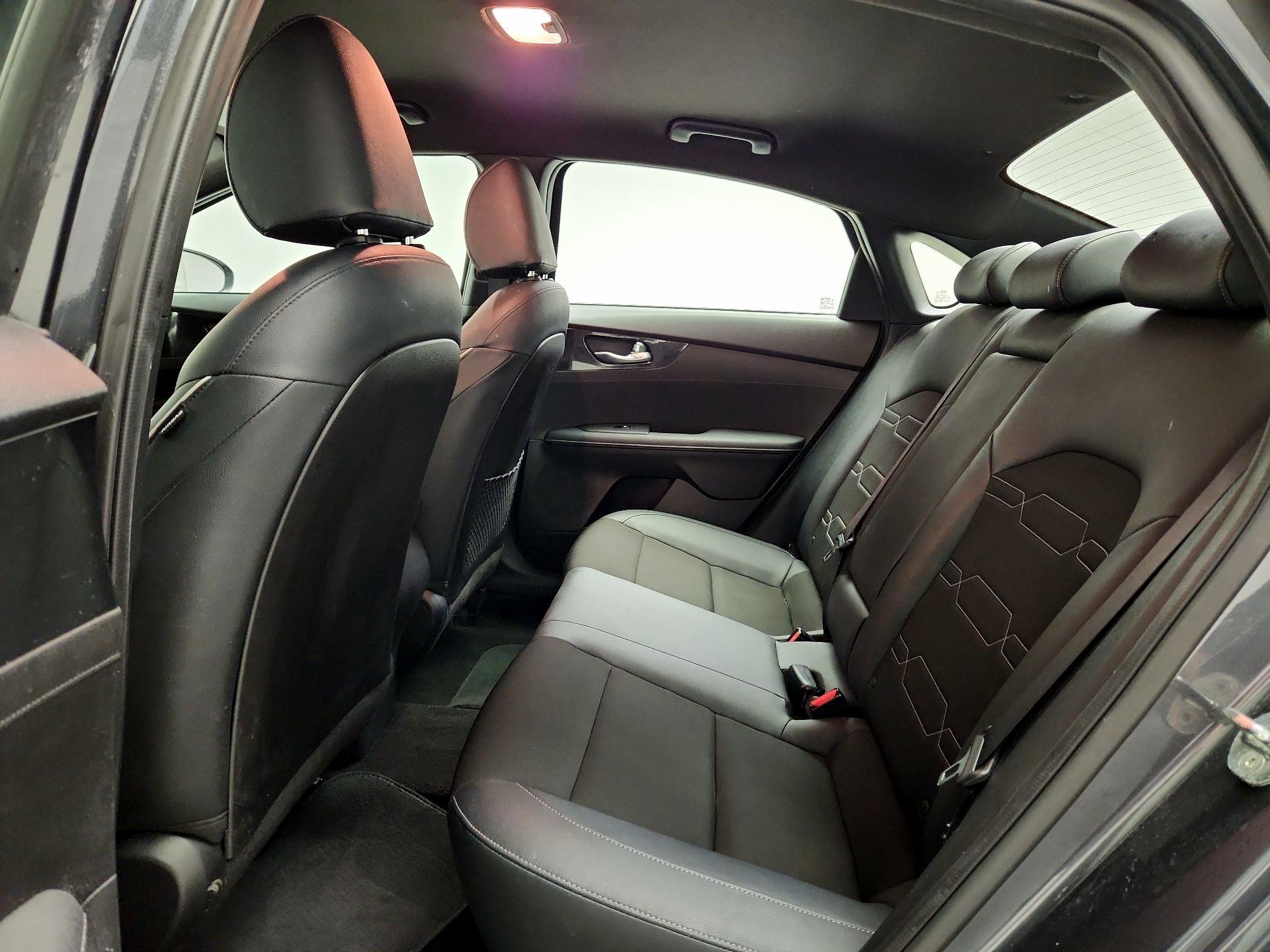 Thumbnail: 2021 Kia Forte - 19