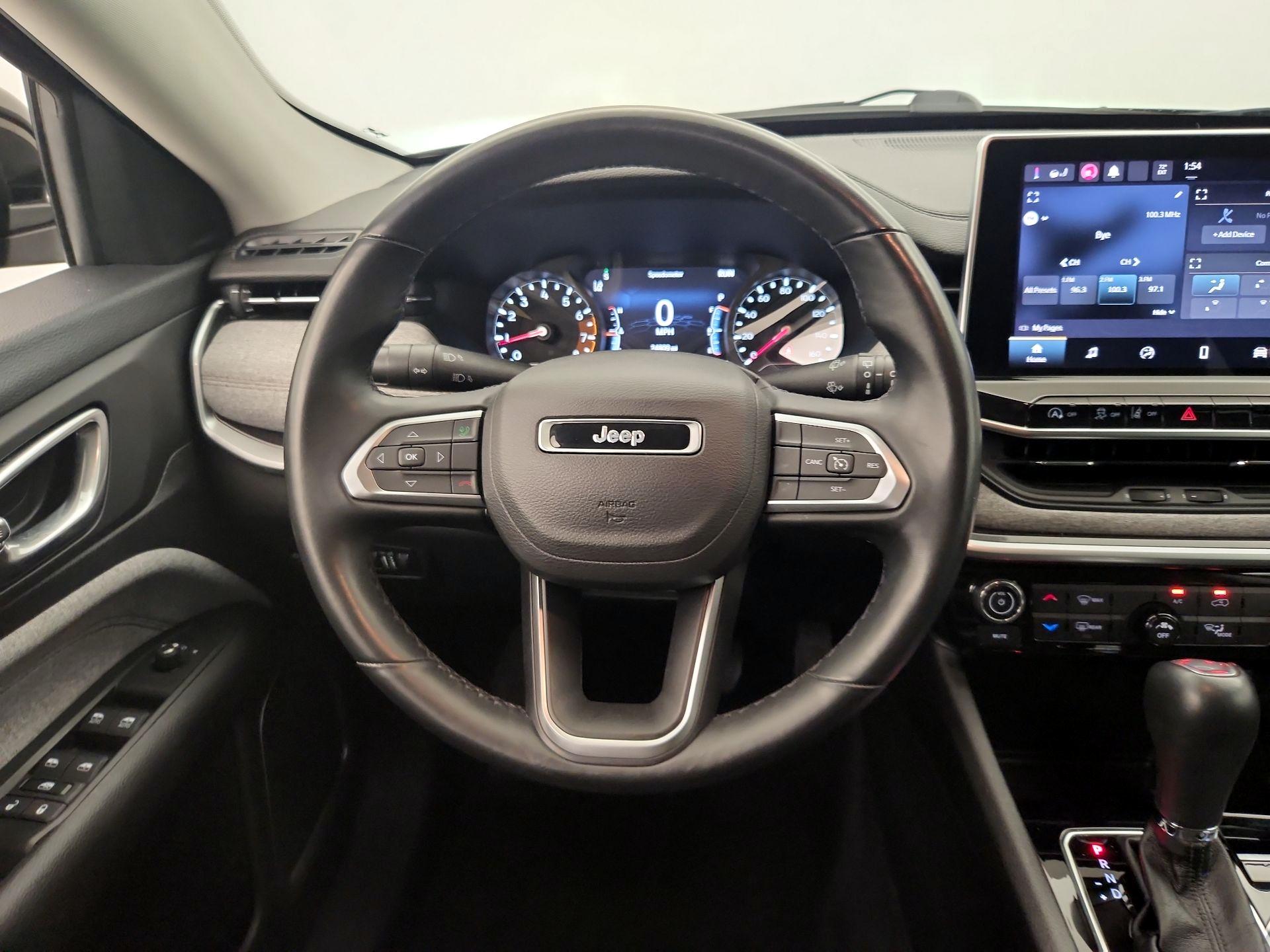 Thumbnail: 2022 Jeep Compass - 10