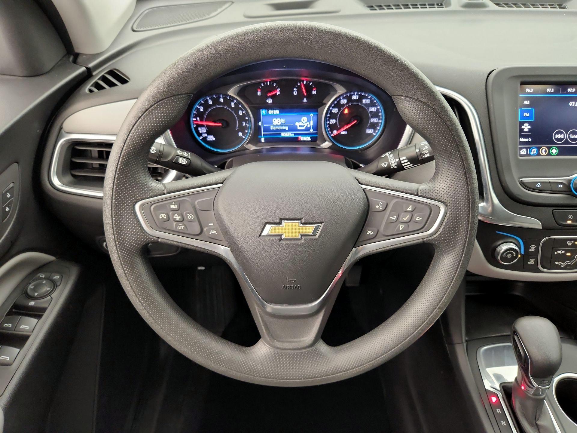 Thumbnail: 2022 Chevrolet Equinox - 10