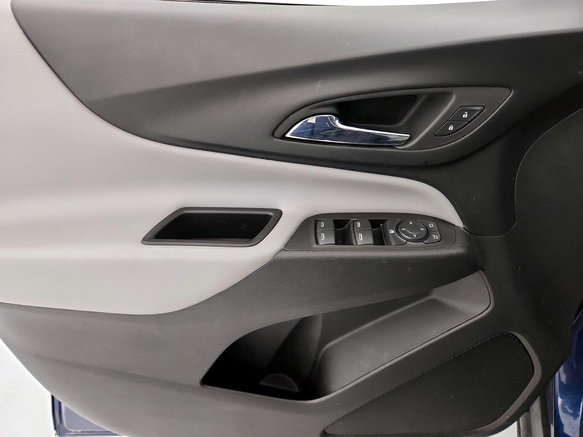Thumbnail: 2022 Chevrolet Equinox - 12