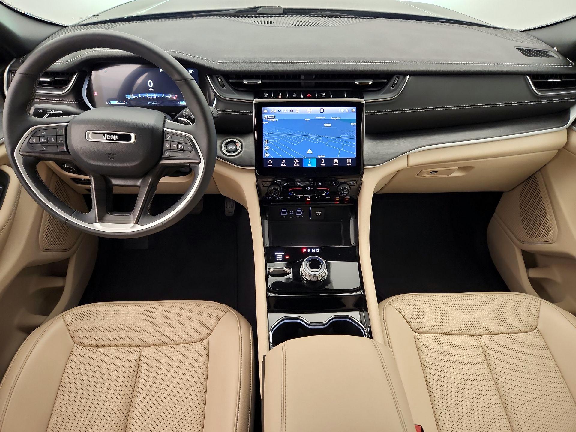 Thumbnail: 2023 Jeep Grand Cherokee L - 9