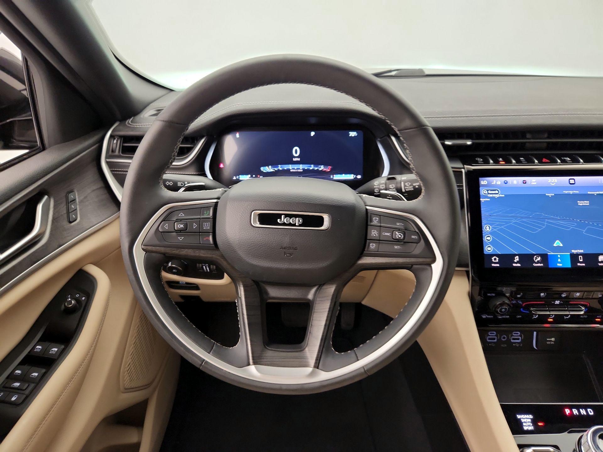 Thumbnail: 2023 Jeep Grand Cherokee L - 10