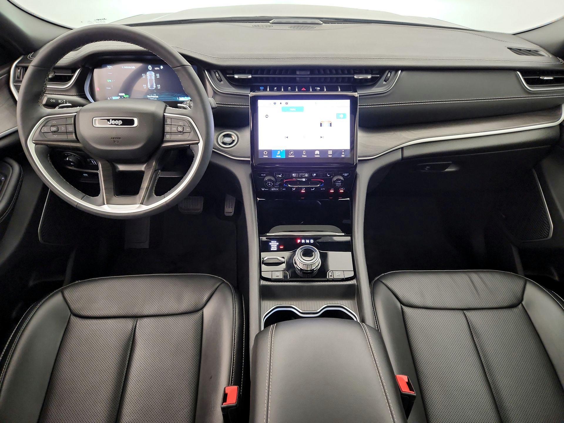 Thumbnail: 2024 Jeep Grand Cherokee - 9