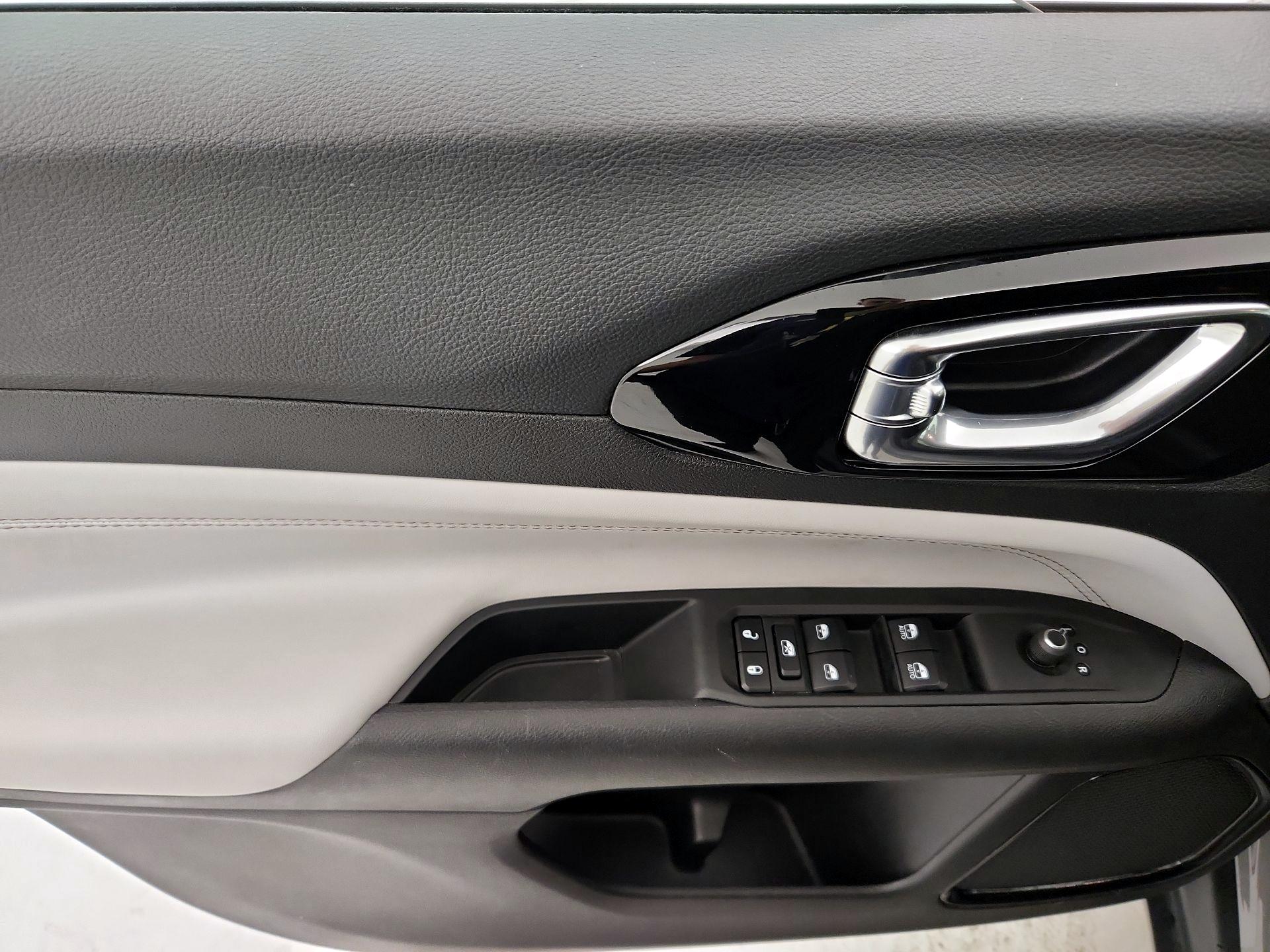 Thumbnail: 2024 Jeep Compass - 12