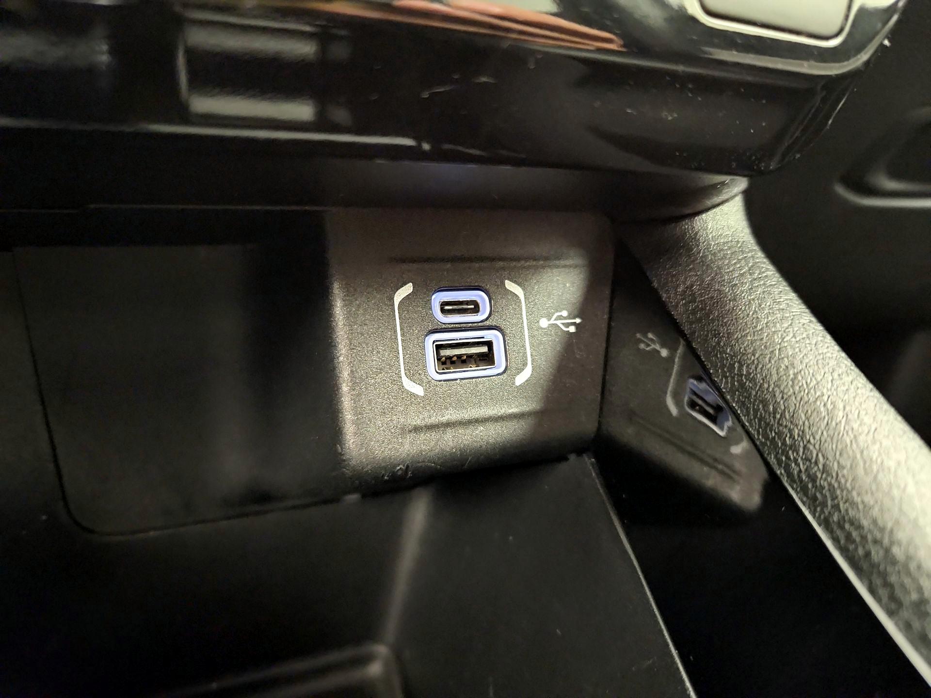 Thumbnail: 2024 Jeep Compass - 18