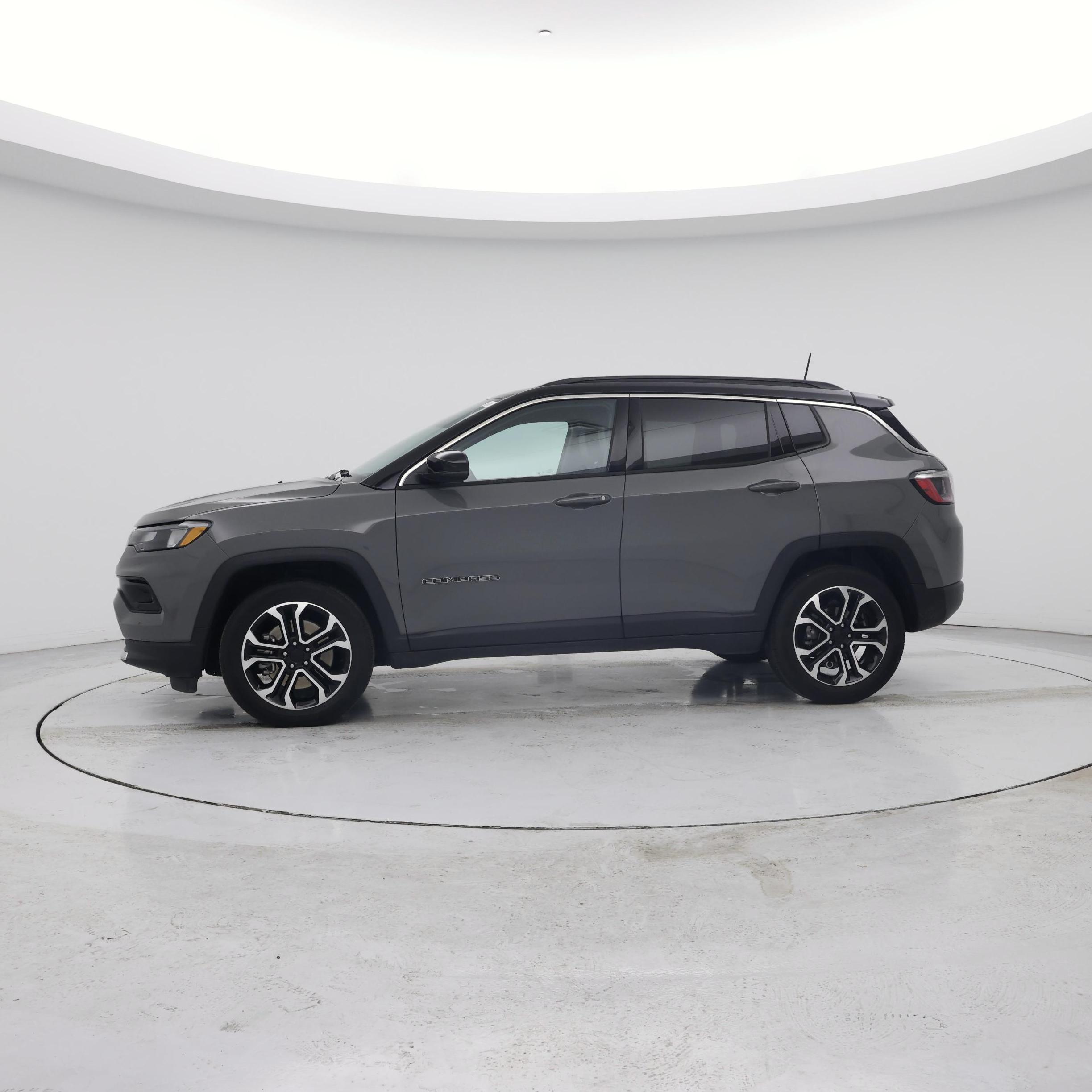 Thumbnail: 2024 Jeep Compass - 3