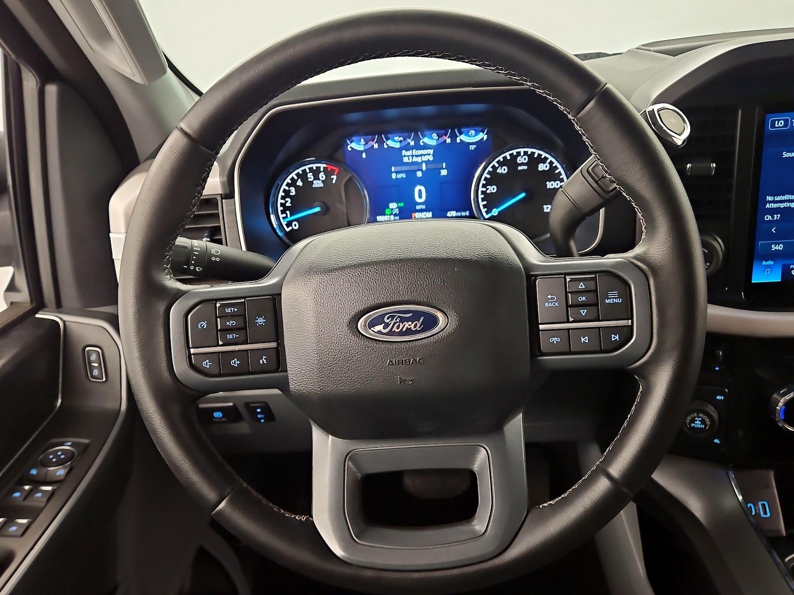 2023 Ford F-150 XLT - Photo 9