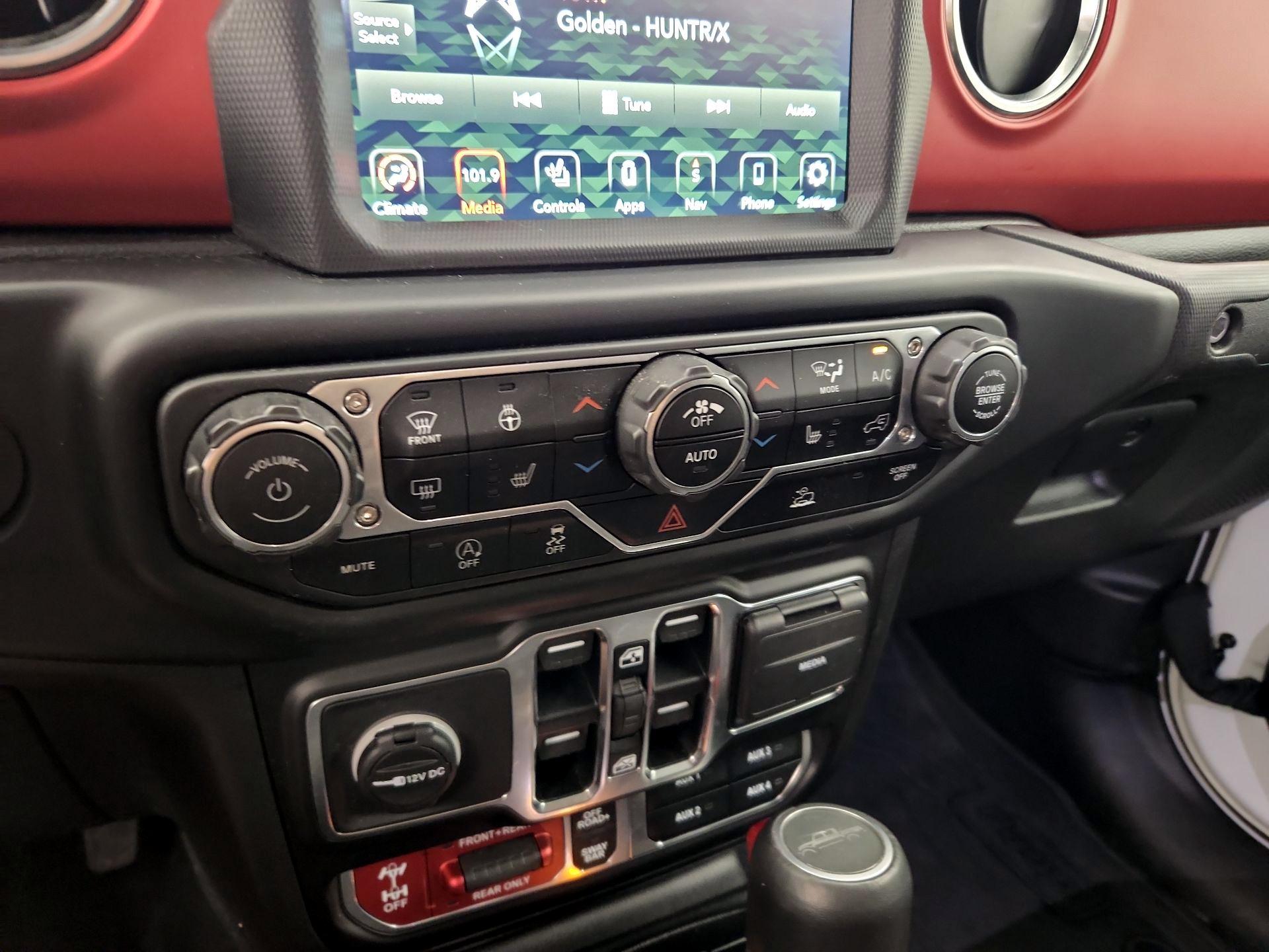 Thumbnail: 2022 Jeep Gladiator - 17