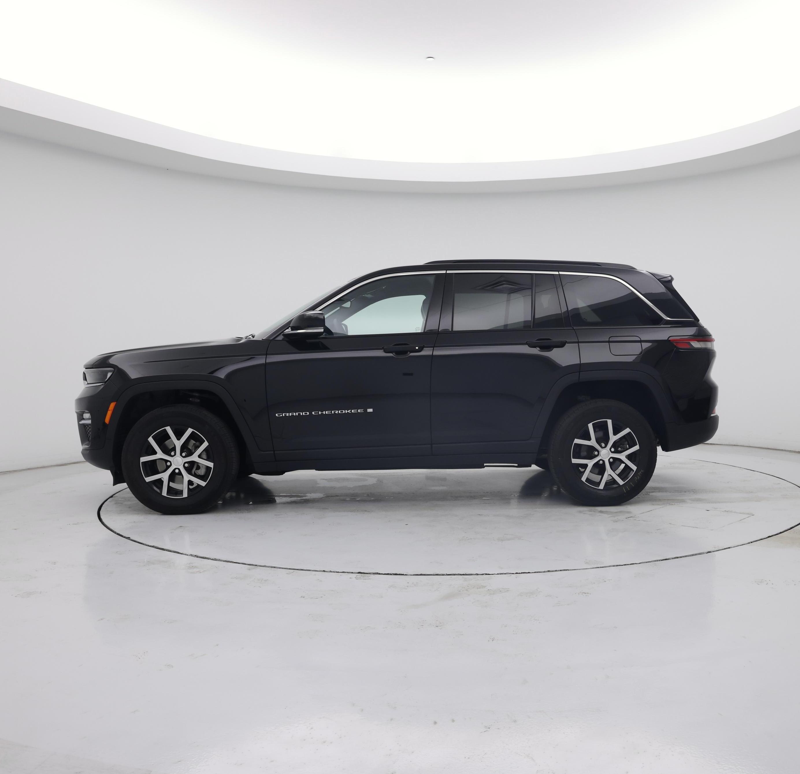 Thumbnail: 2024 Jeep Grand Cherokee - 3