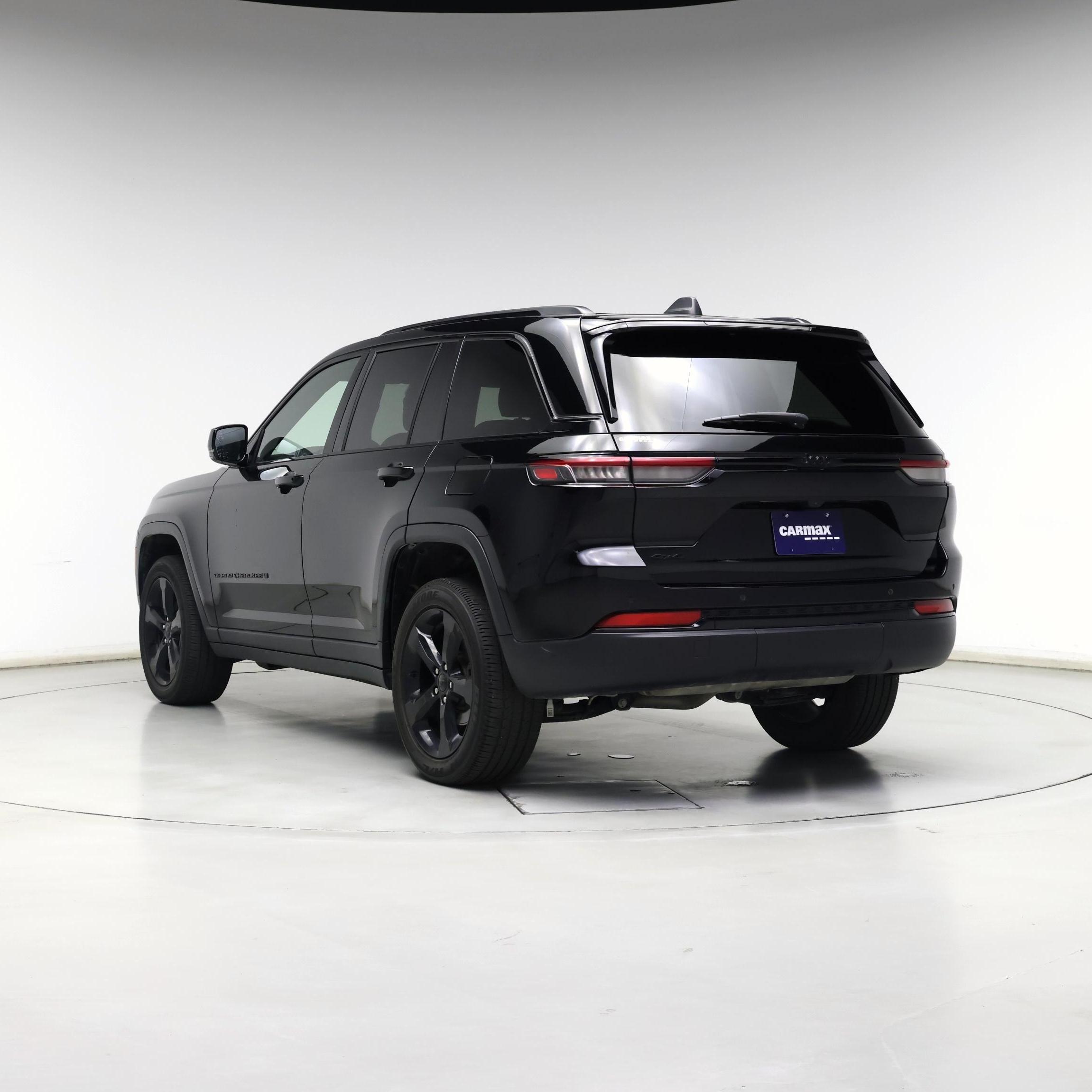Thumbnail: 2023 Jeep Grand Cherokee - 2