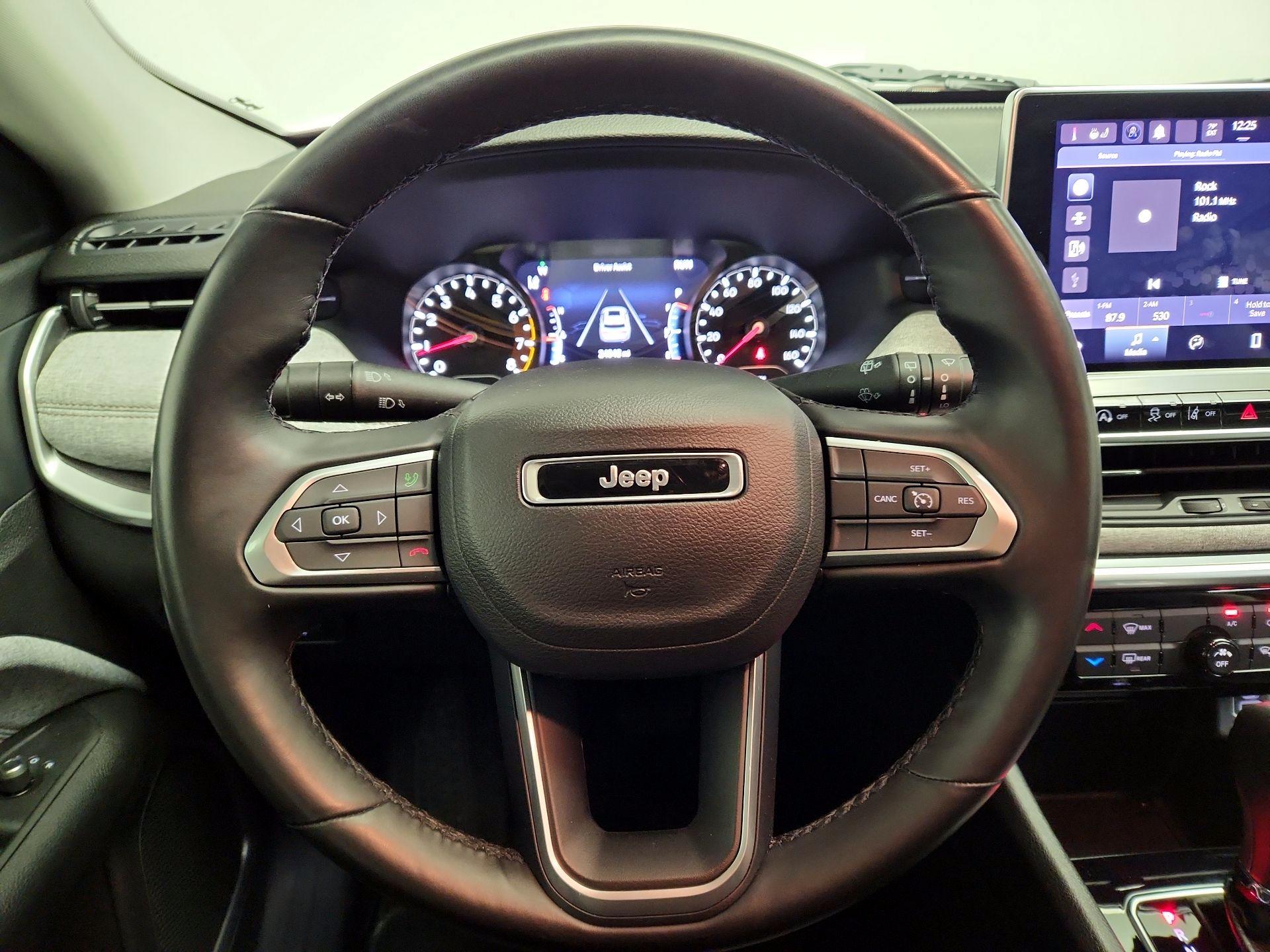 Thumbnail: 2022 Jeep Compass - 10