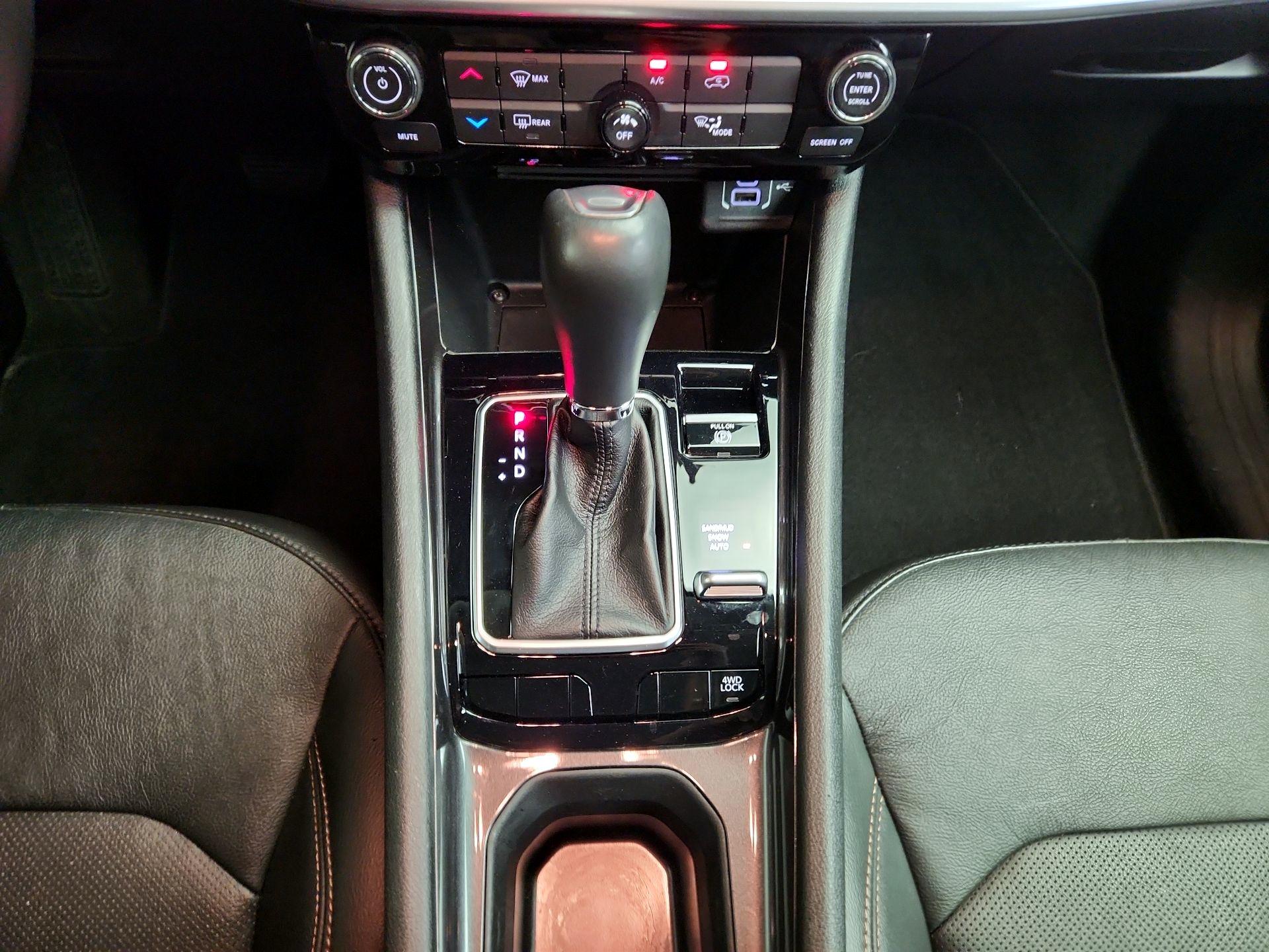 Thumbnail: 2022 Jeep Compass - 17