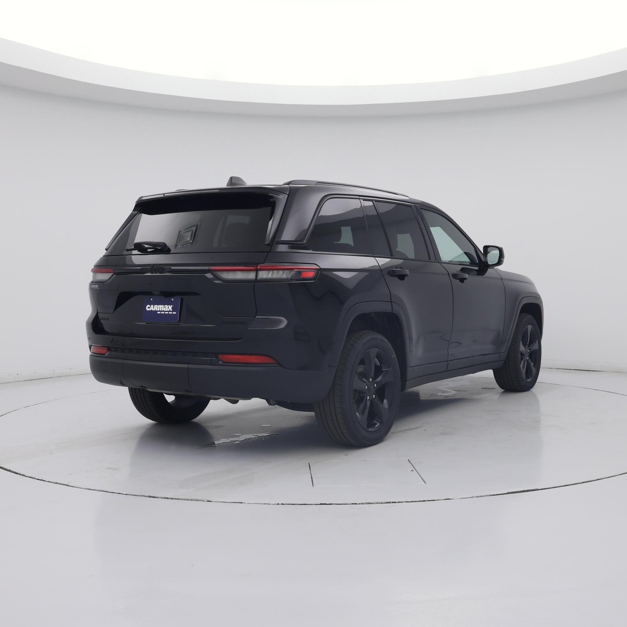 Thumbnail: 2023 Jeep Grand Cherokee - 8