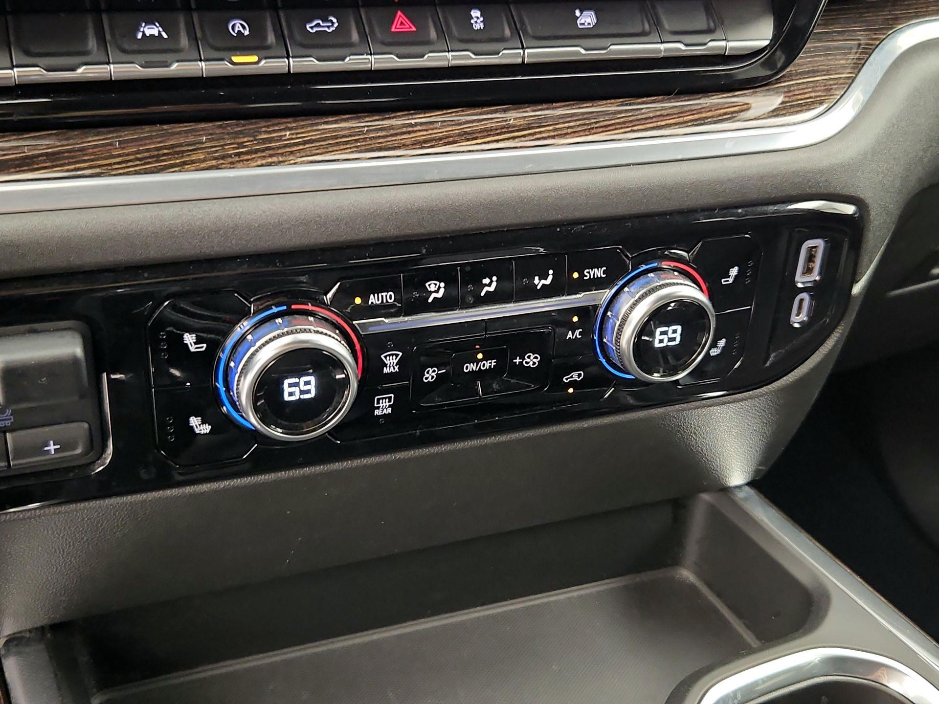 Thumbnail: 2022 GMC Sierra 1500 - 16