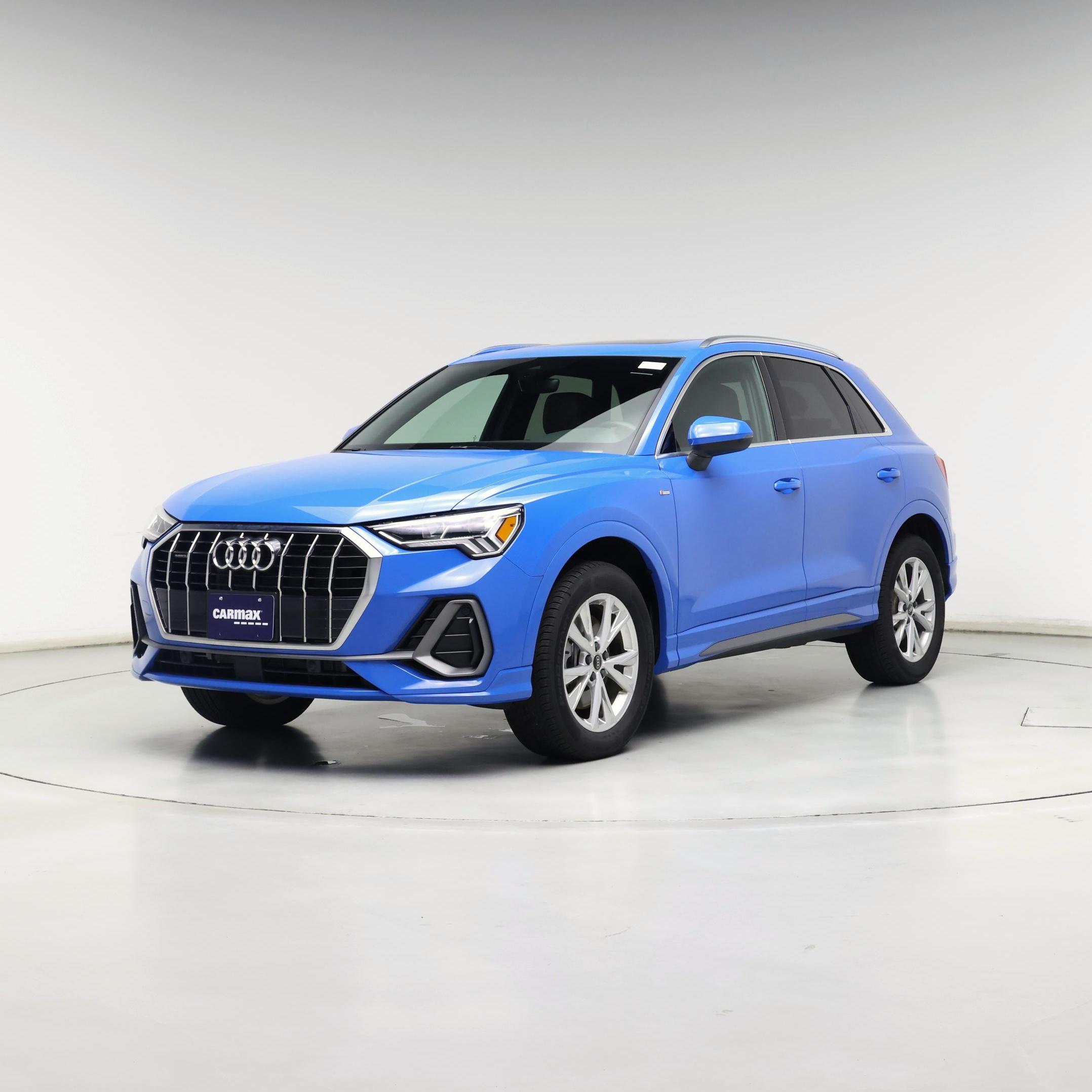 Thumbnail: 2023 Audi Q3 - 4
